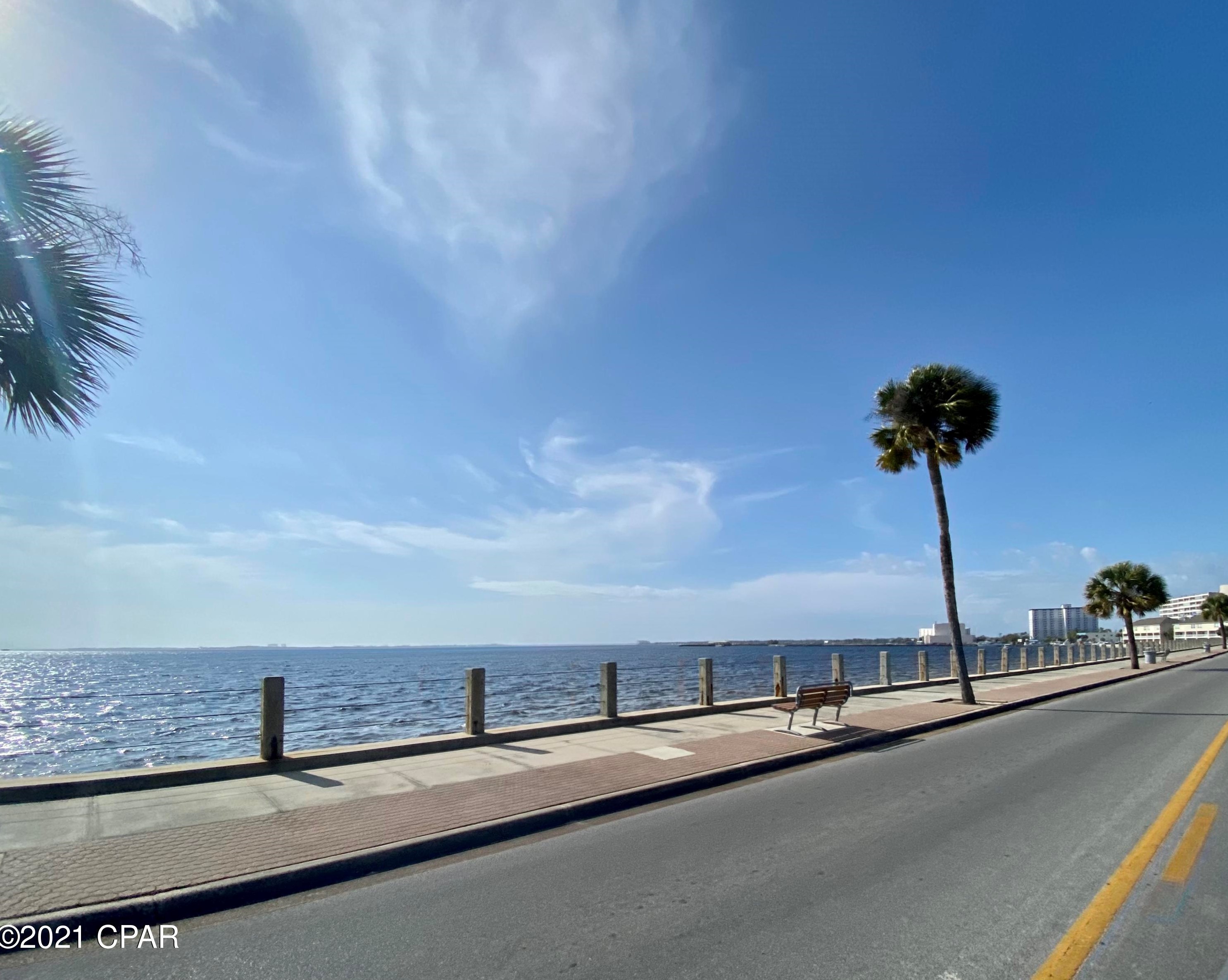 611 Cherry St, Panama City FL  32401-3813 exterior