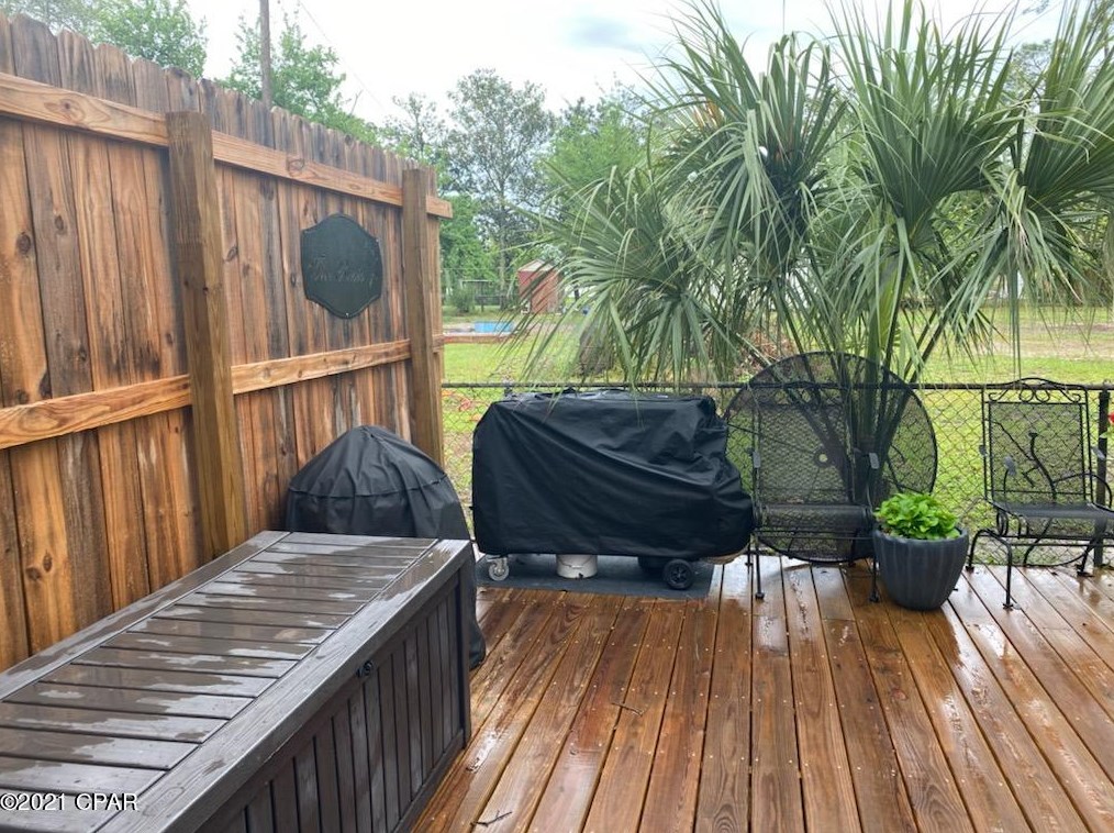 9013 Banyan Beach Dr, Panama City FL  32408-4319 exterior