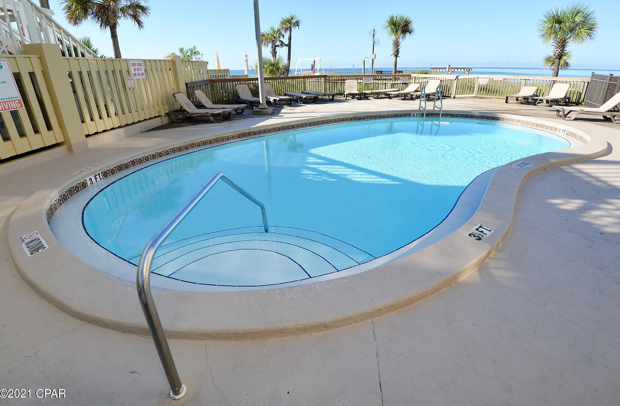 9850 Thomas Dr, Panama City FL  32408-4242 exterior