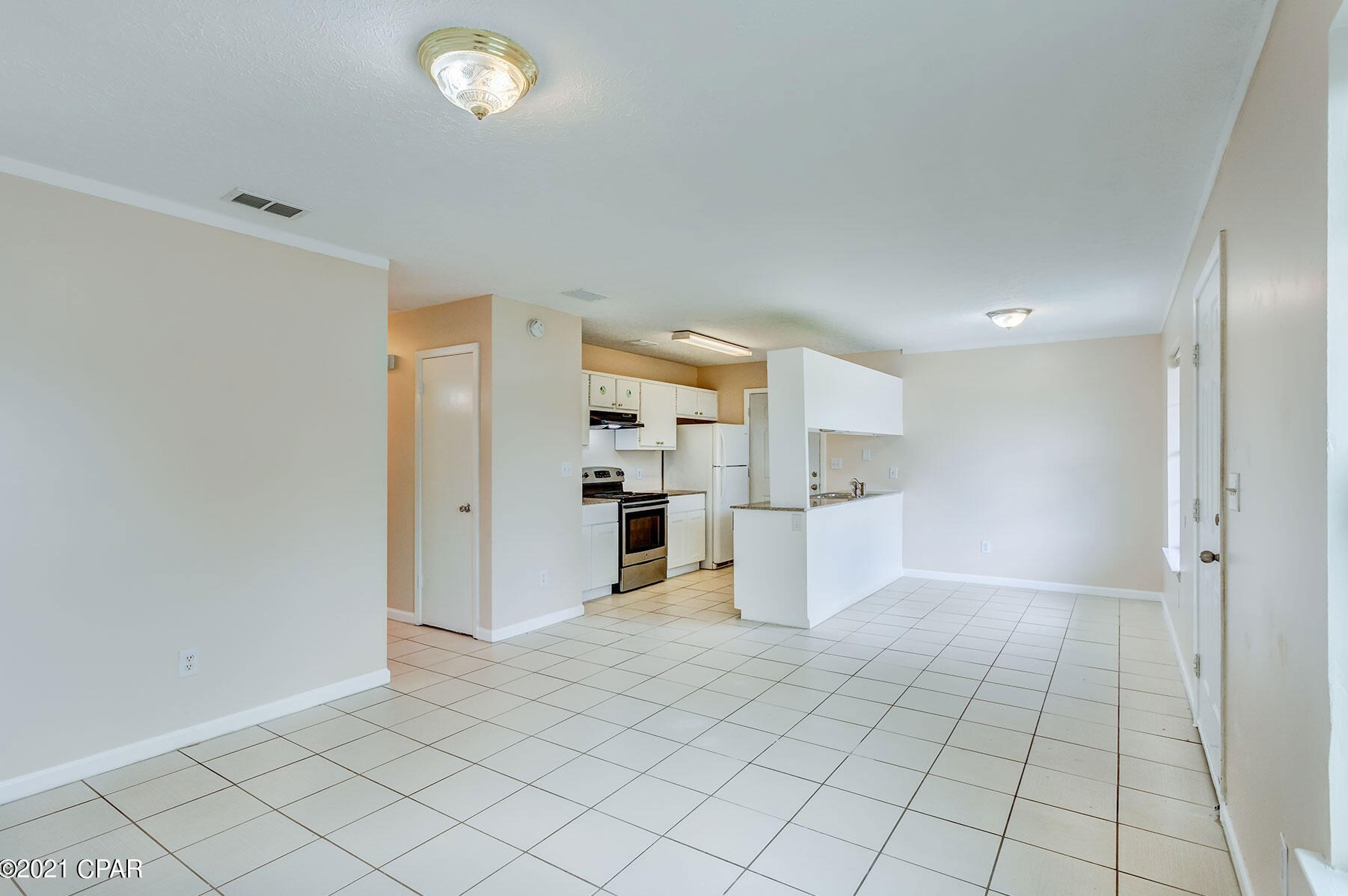 2712 Oak Hammock Dr, Panama City FL  32401-7108 exterior