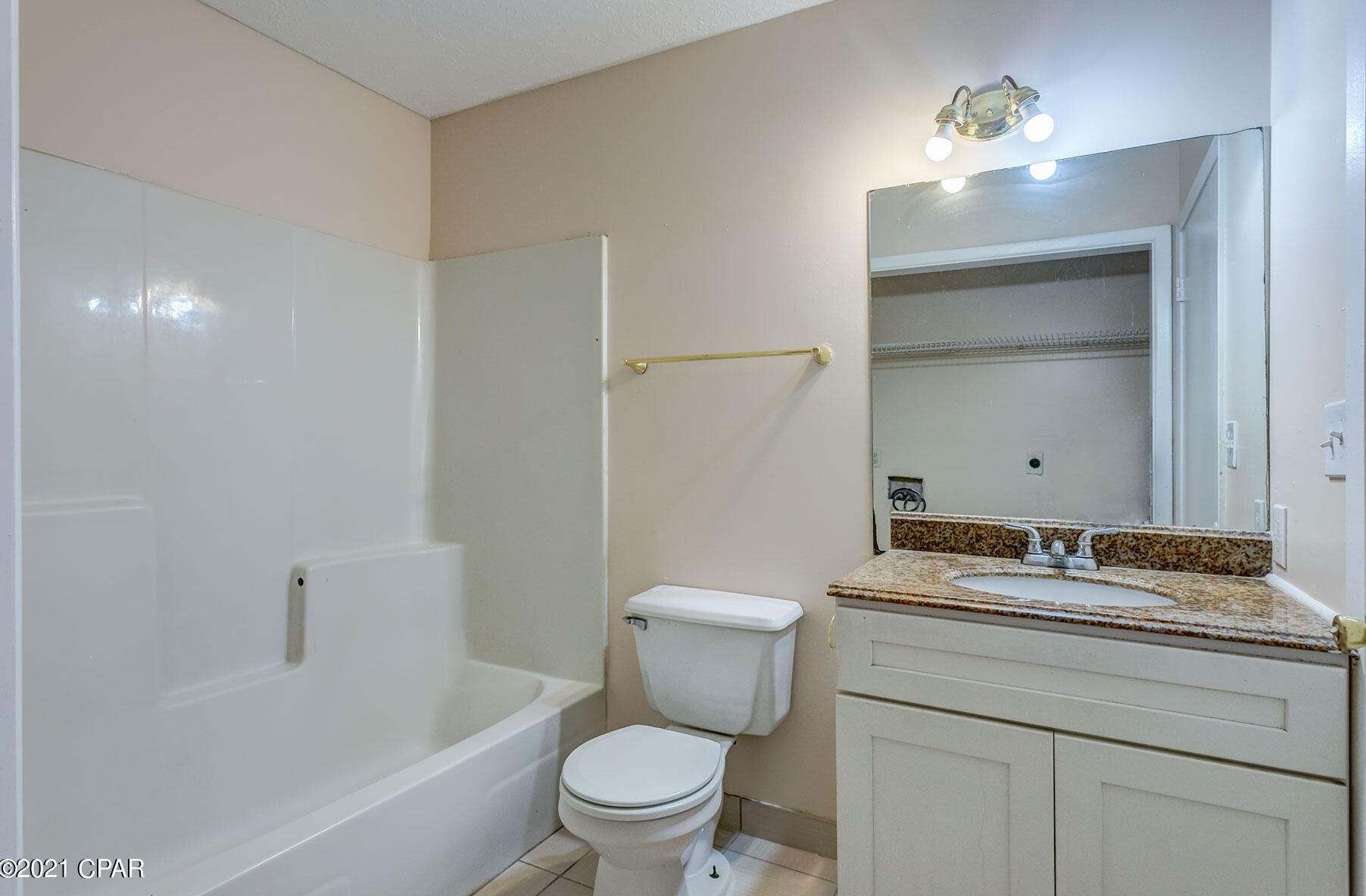 2712 Oak Hammock Dr, Panama City FL  32401-7108 exterior