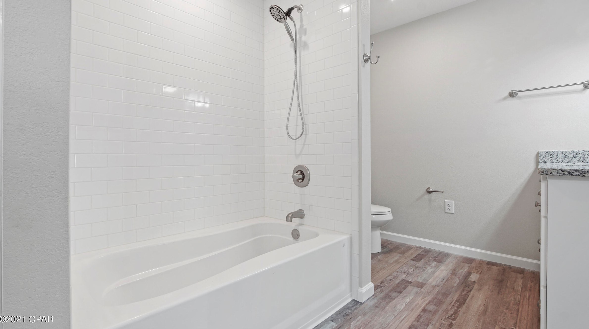 1016 Scenic Hill Circle Dr, Bonifay FL  32425-3025 exterior