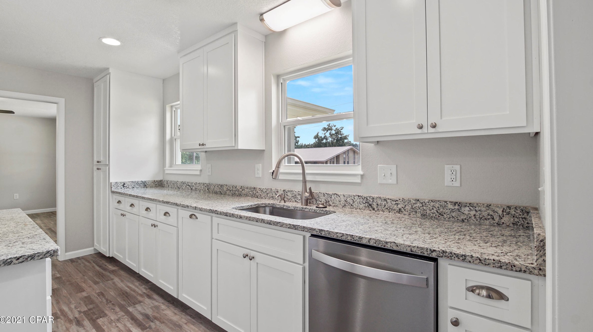 1016 Scenic Hill Circle Dr, Bonifay FL  32425-3025 exterior