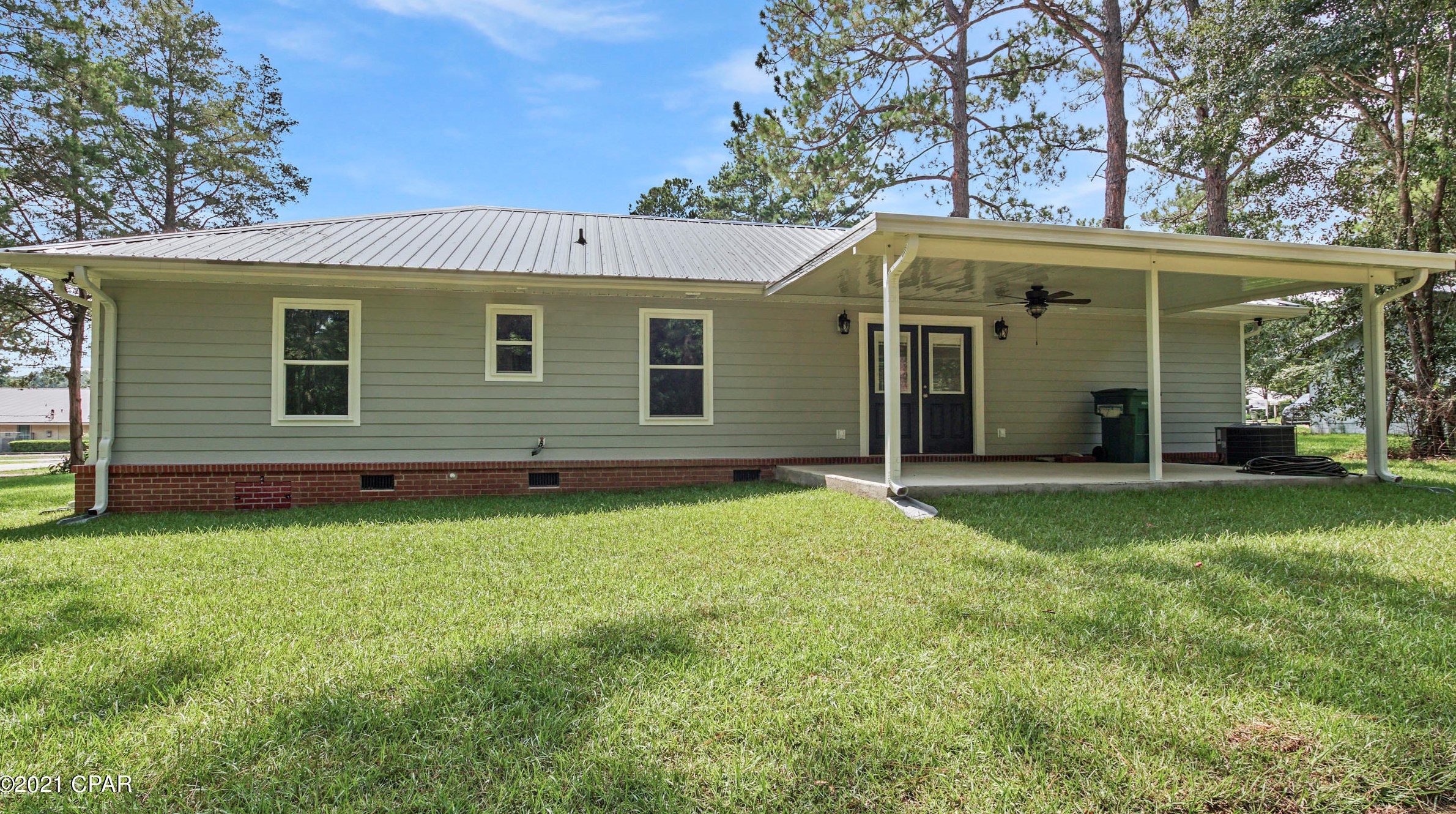 1016 Scenic Hill Circle Dr, Bonifay FL  32425-3025 exterior
