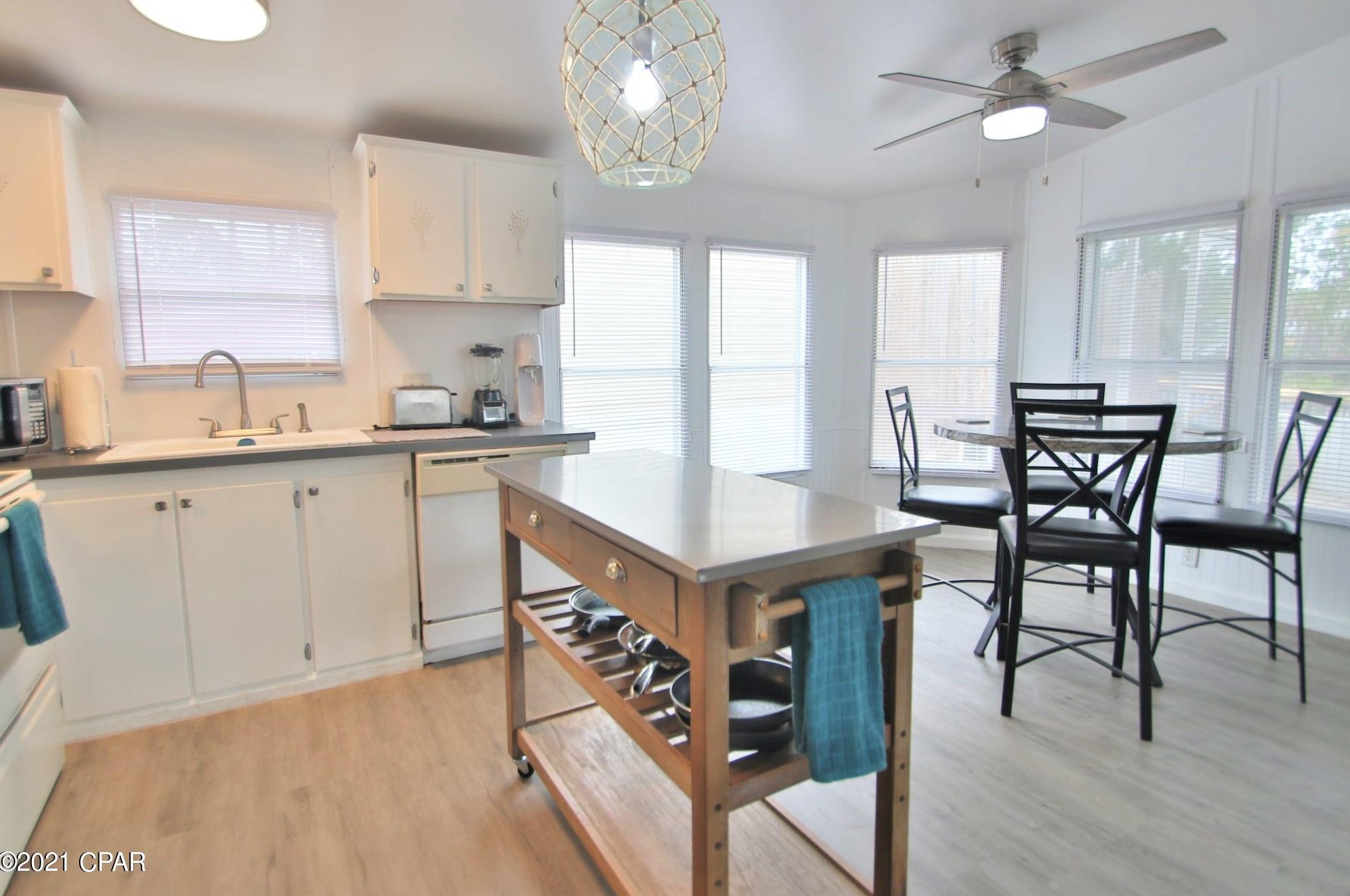 6905 Sunrise Dr, Panama City FL 32407-5588 exterior