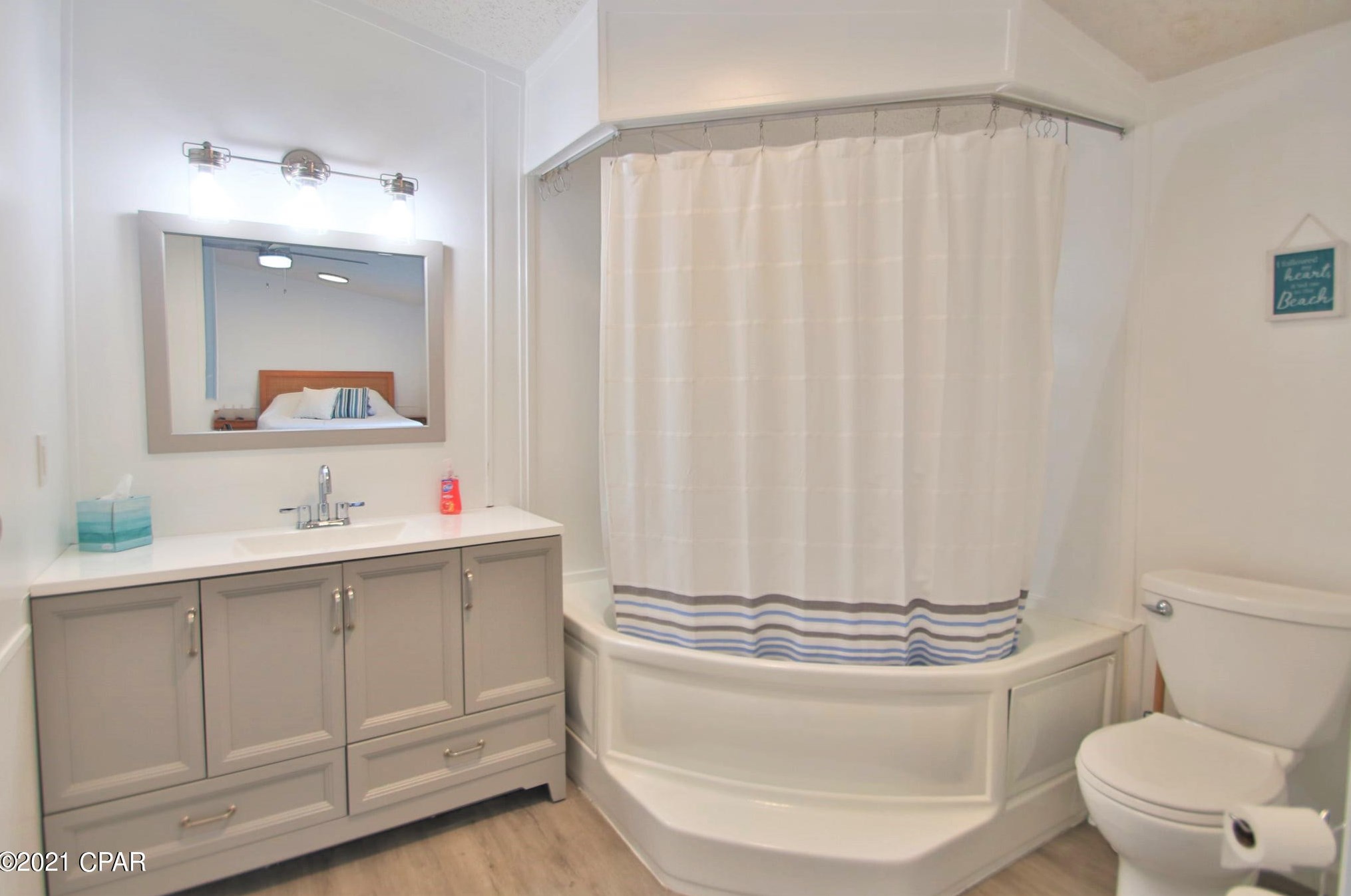 6905 Sunrise Dr, Panama City FL 32407-5588 exterior