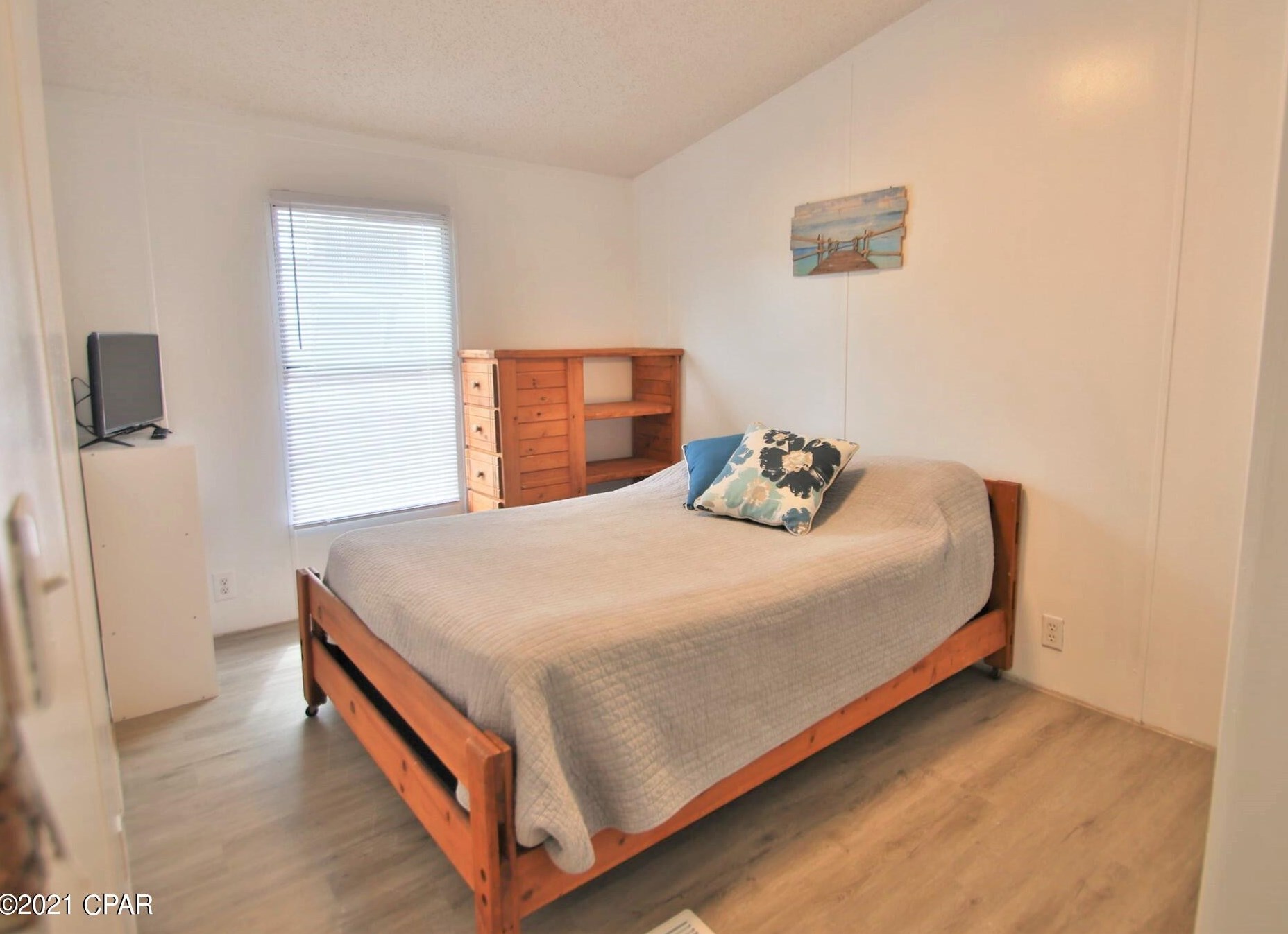 6905 Sunrise Dr, Panama City FL 32407-5588 exterior