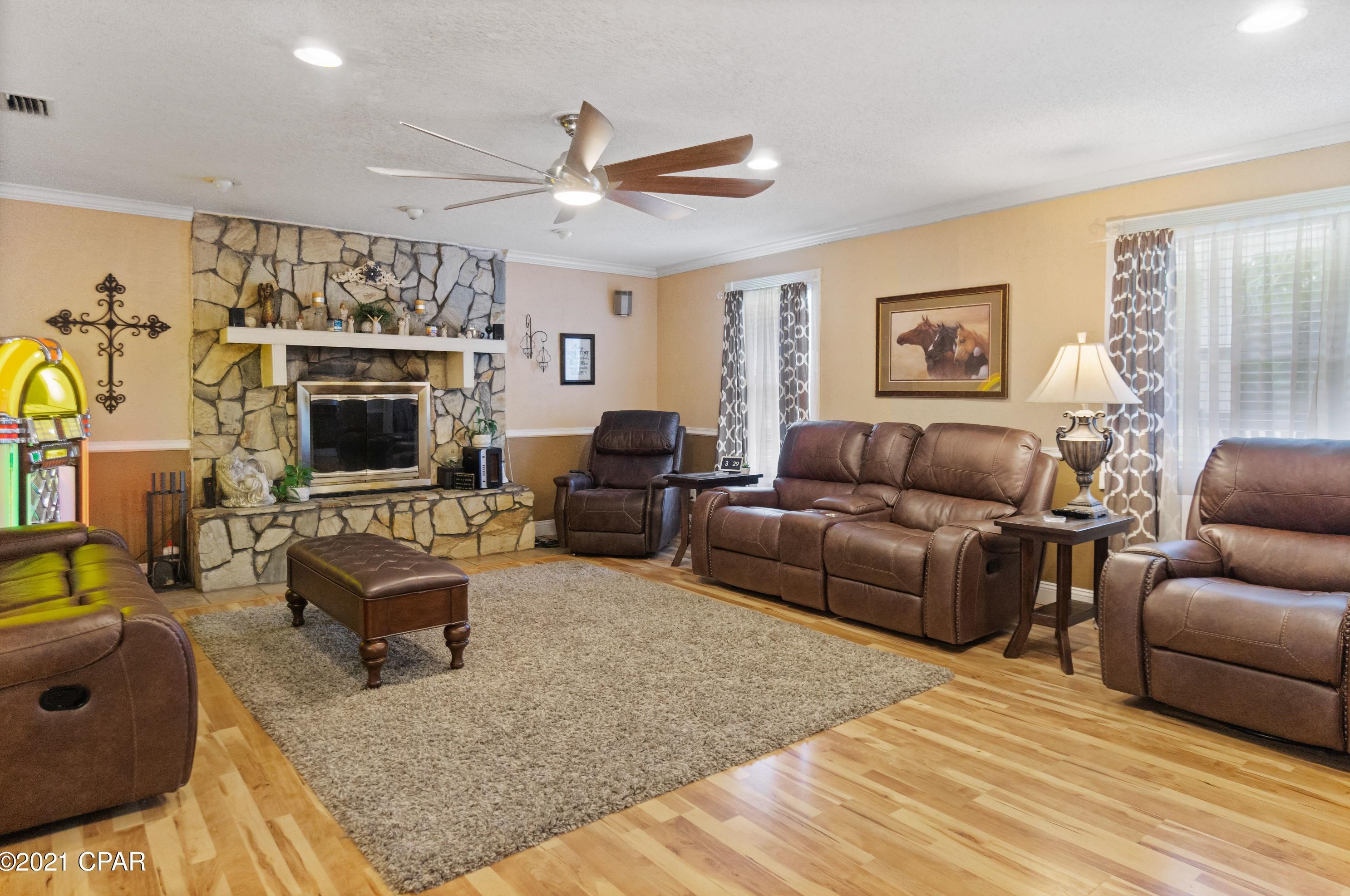 2977 Sand Path Rd, Bonifay FL  32425-7433 exterior