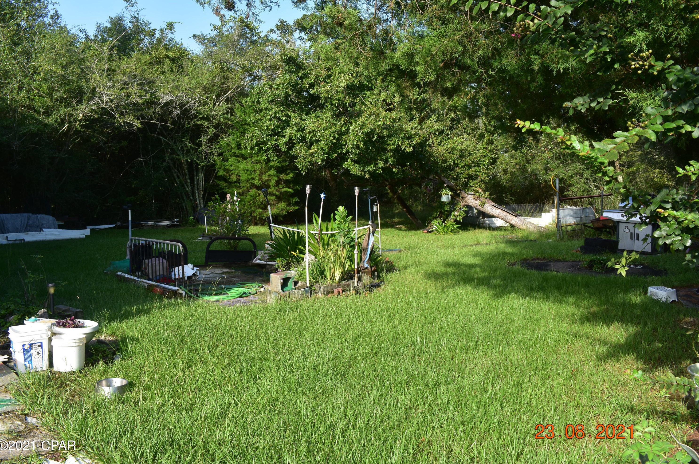 3352 Diddly Rd, Sunny Hills, FL 32428