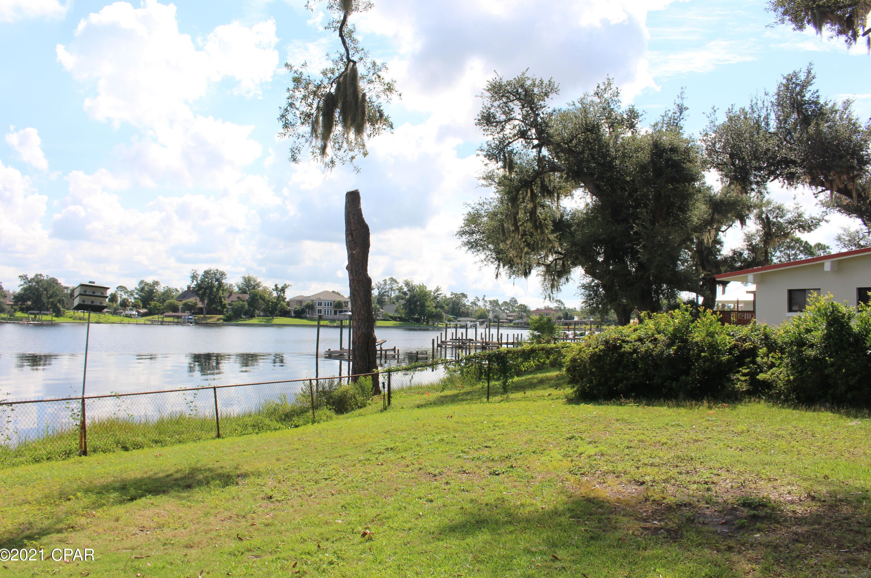 3709 Shoreline Cir, Panama City FL  32405-1213 exterior