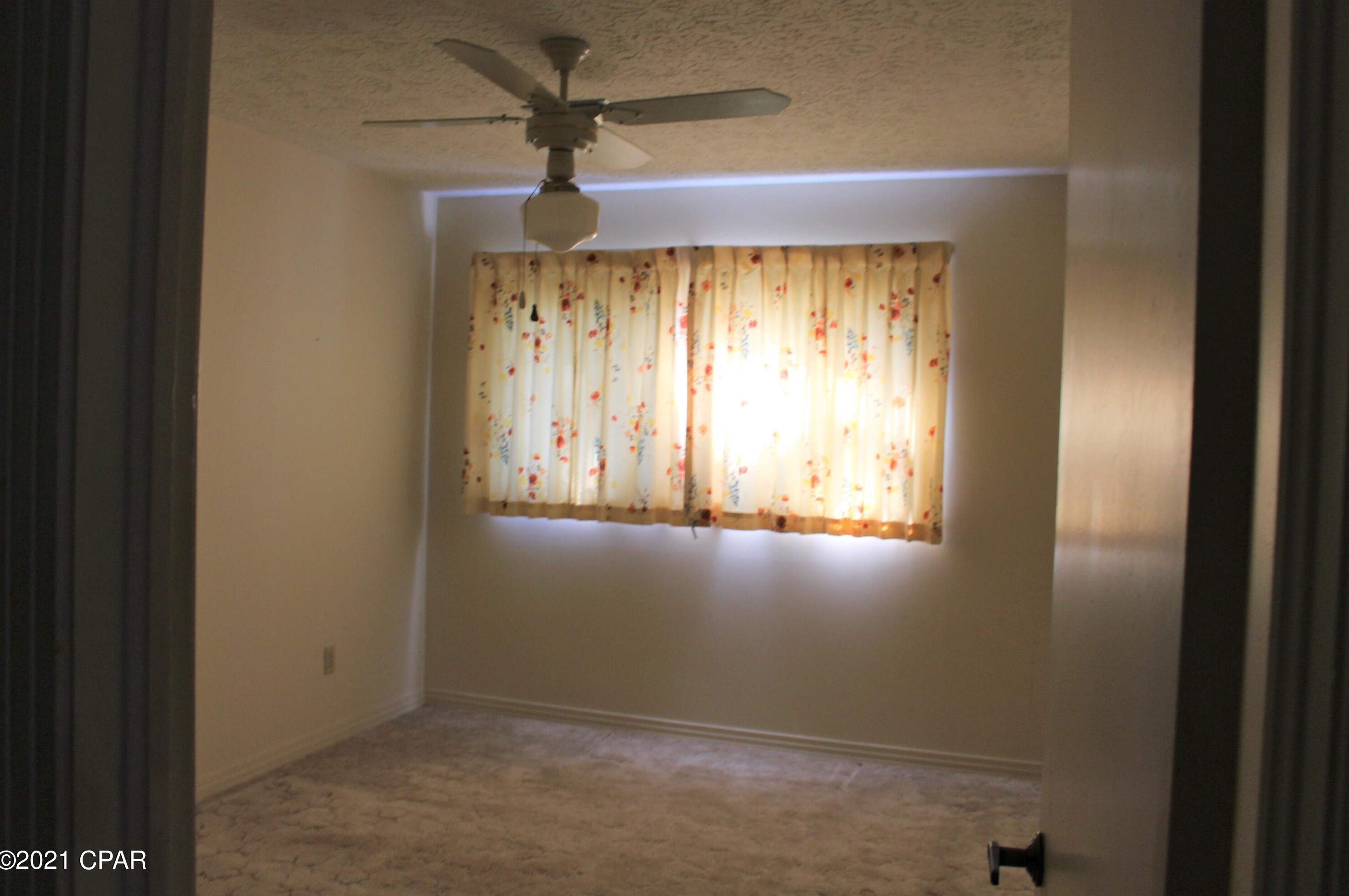 3709 Shoreline Cir, Panama City FL  32405-1213 exterior