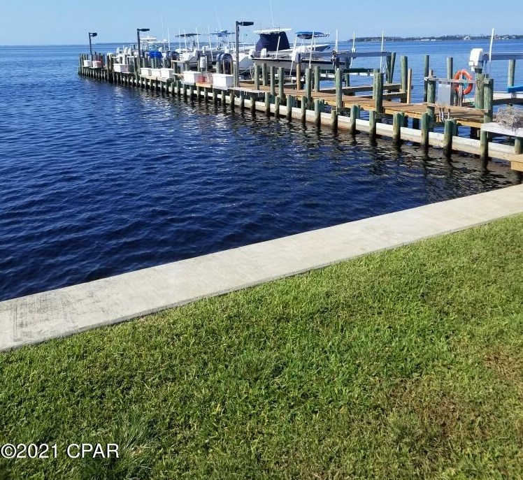 2100 Beach Dr, Panama City FL  32401-1696 exterior