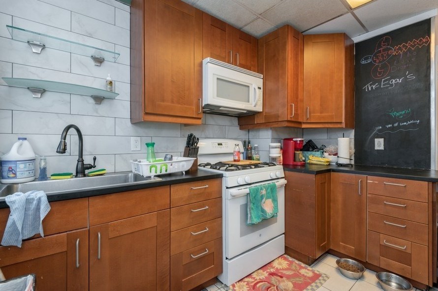 119 Brunswick St, Jersey City NJ 07302-2309 exterior