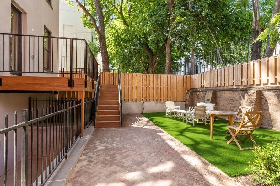 162 Mercer St, Jersey City NJ  07306-2401 exterior