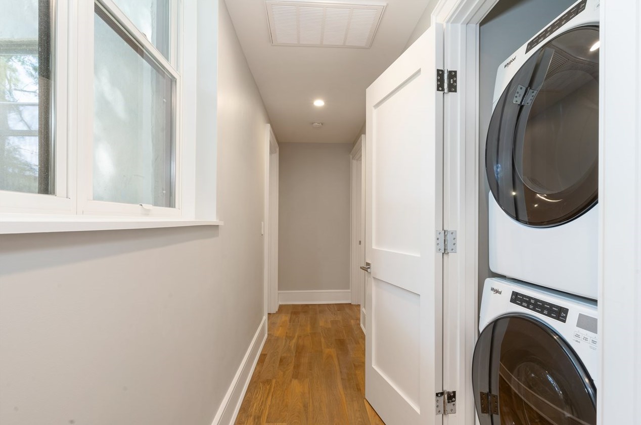 162 Mercer St, Jersey City NJ  07306-2401 exterior