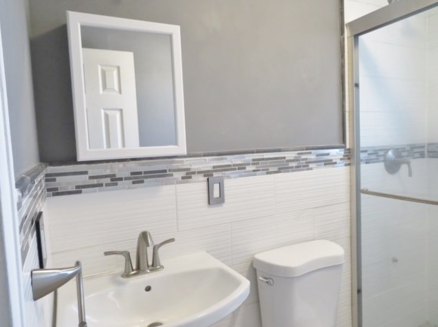 2 Radio Ave, Secaucus NJ  07094-3842 exterior
