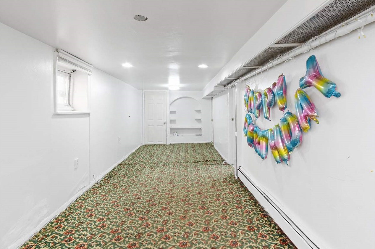 281 Liberty Ave, Jersey City NJ 07307-4417 exterior