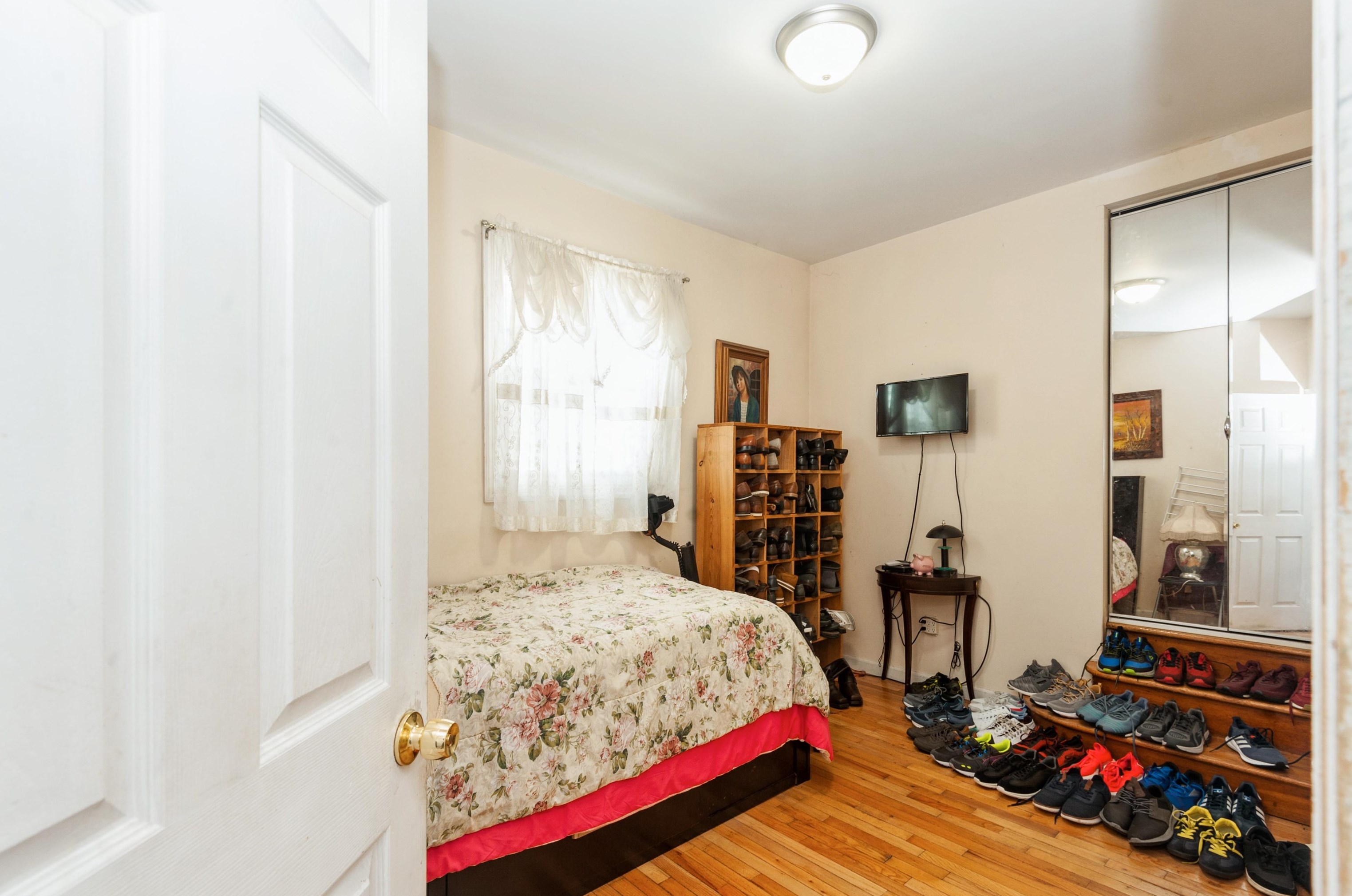 200 Columbia Ave, Jersey City NJ 07307-4019 exterior