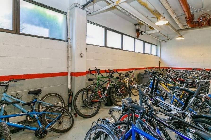 135 Montgomery St, Jersey City NJ  07302-3670 exterior