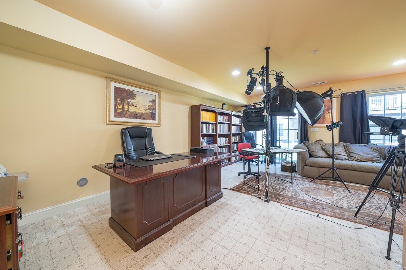 55 Mallard Pl, Secaucus NJ  07094-2942 exterior