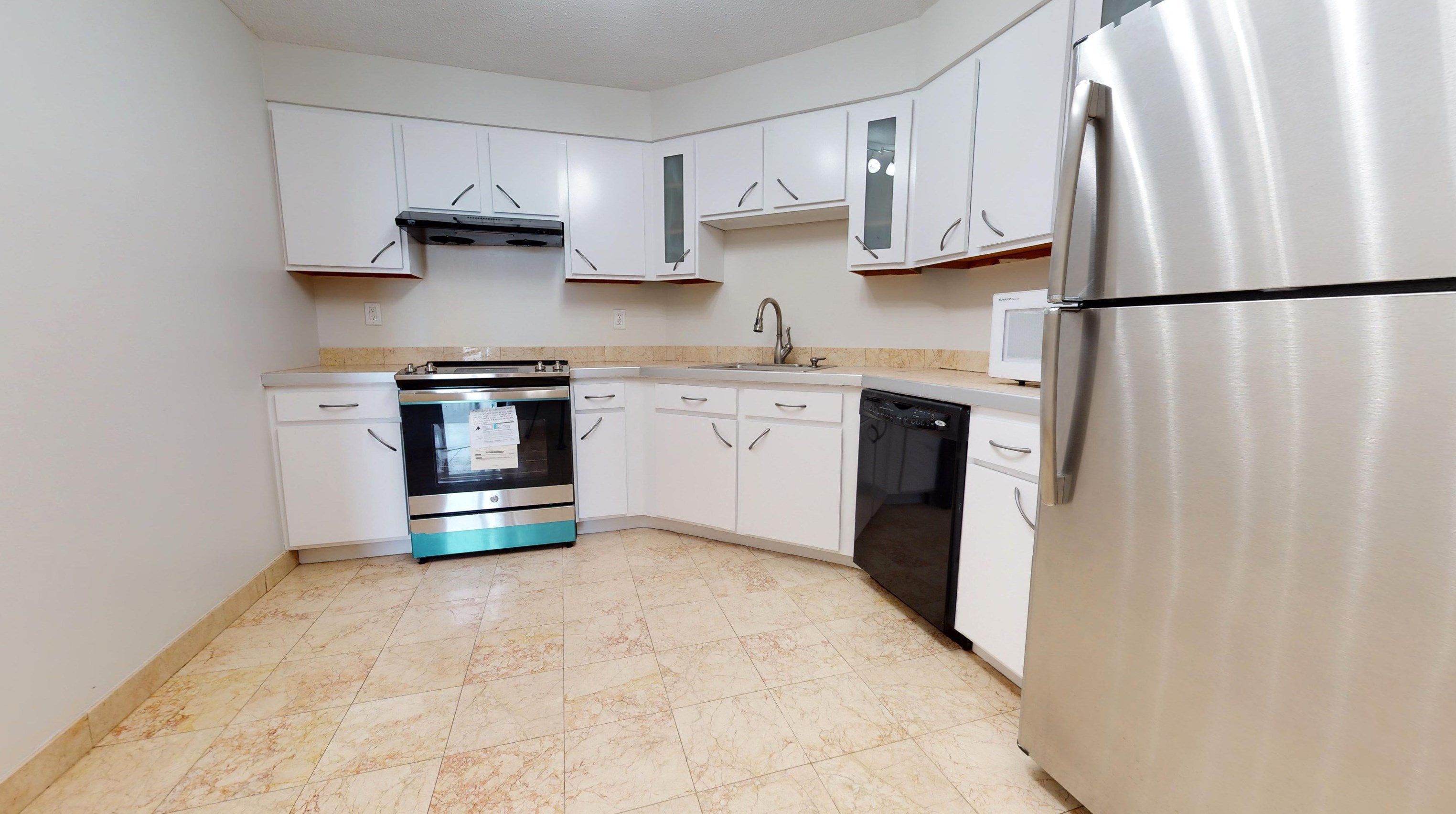 1408 Harmon Cove Tower, Secaucus NJ  07094-1701 exterior