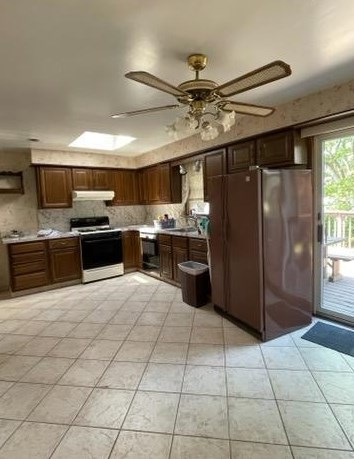 178 Pandolfi Ave, Secaucus NJ  07094-3124 exterior