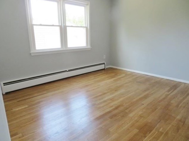 705 Hudson Ave, Secaucus NJ 07094-3024 exterior