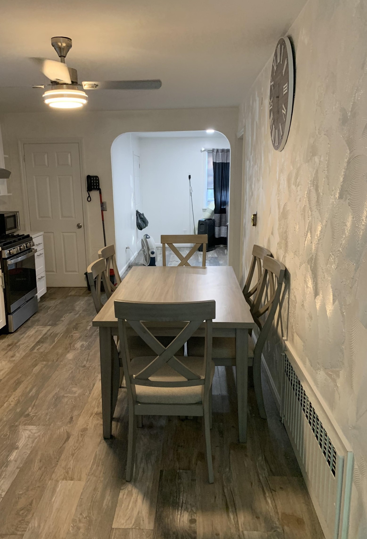 216 Custer Ave, Jersey City NJ 07305-1705 exterior