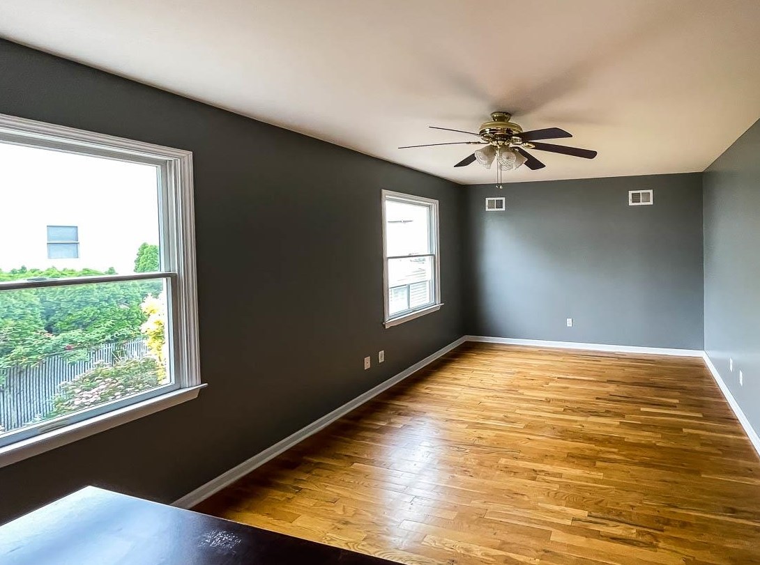 21 Cliff St, Jersey City NJ 07306-3411 exterior