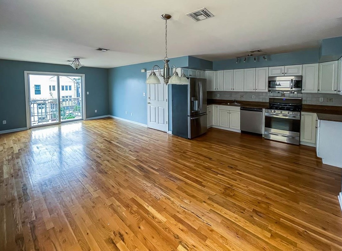 21 Cliff St, Jersey City NJ 07306-3411 exterior