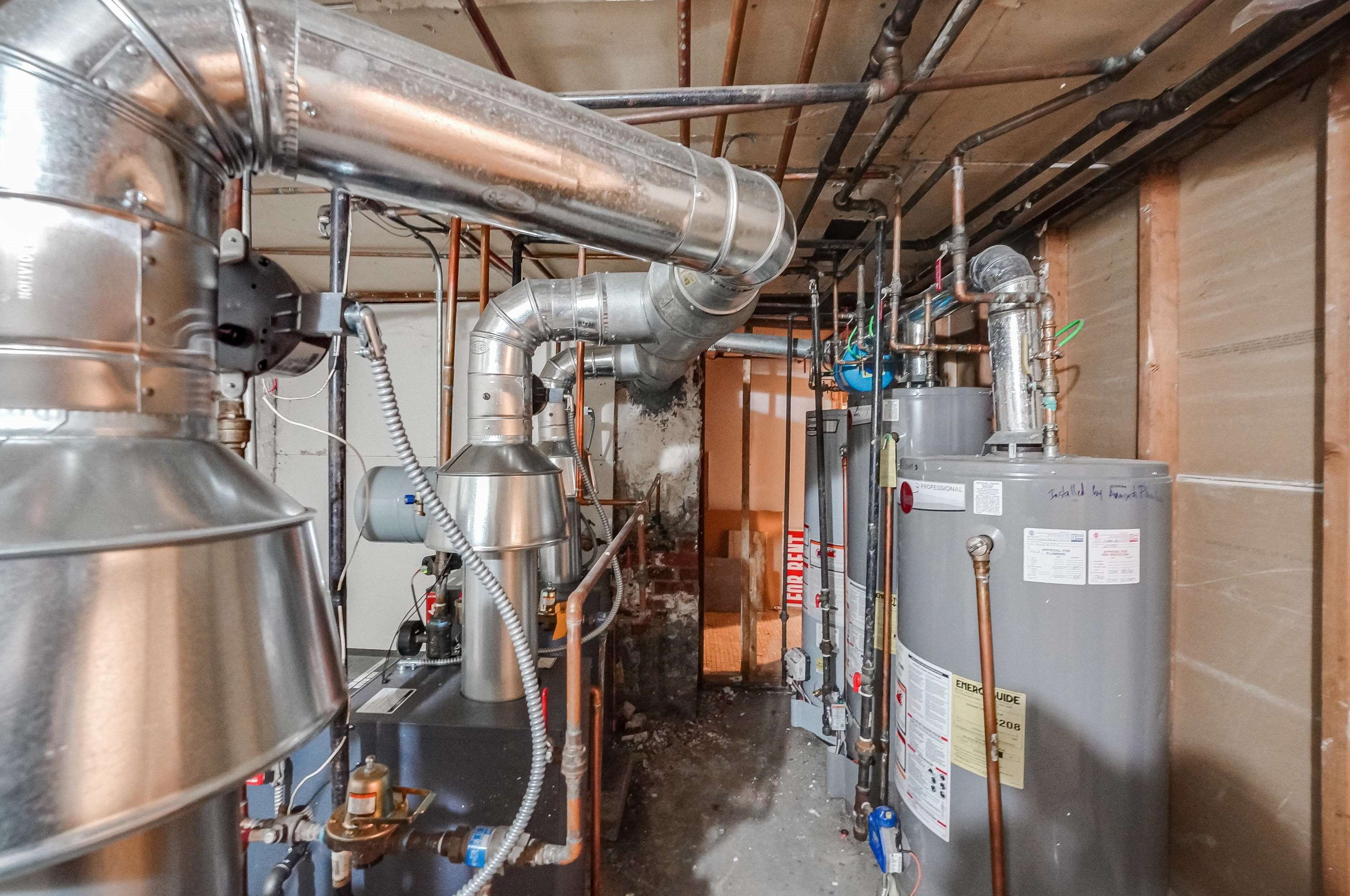 175 Duncan Ave, Jersey City NJ 07306-7002 exterior