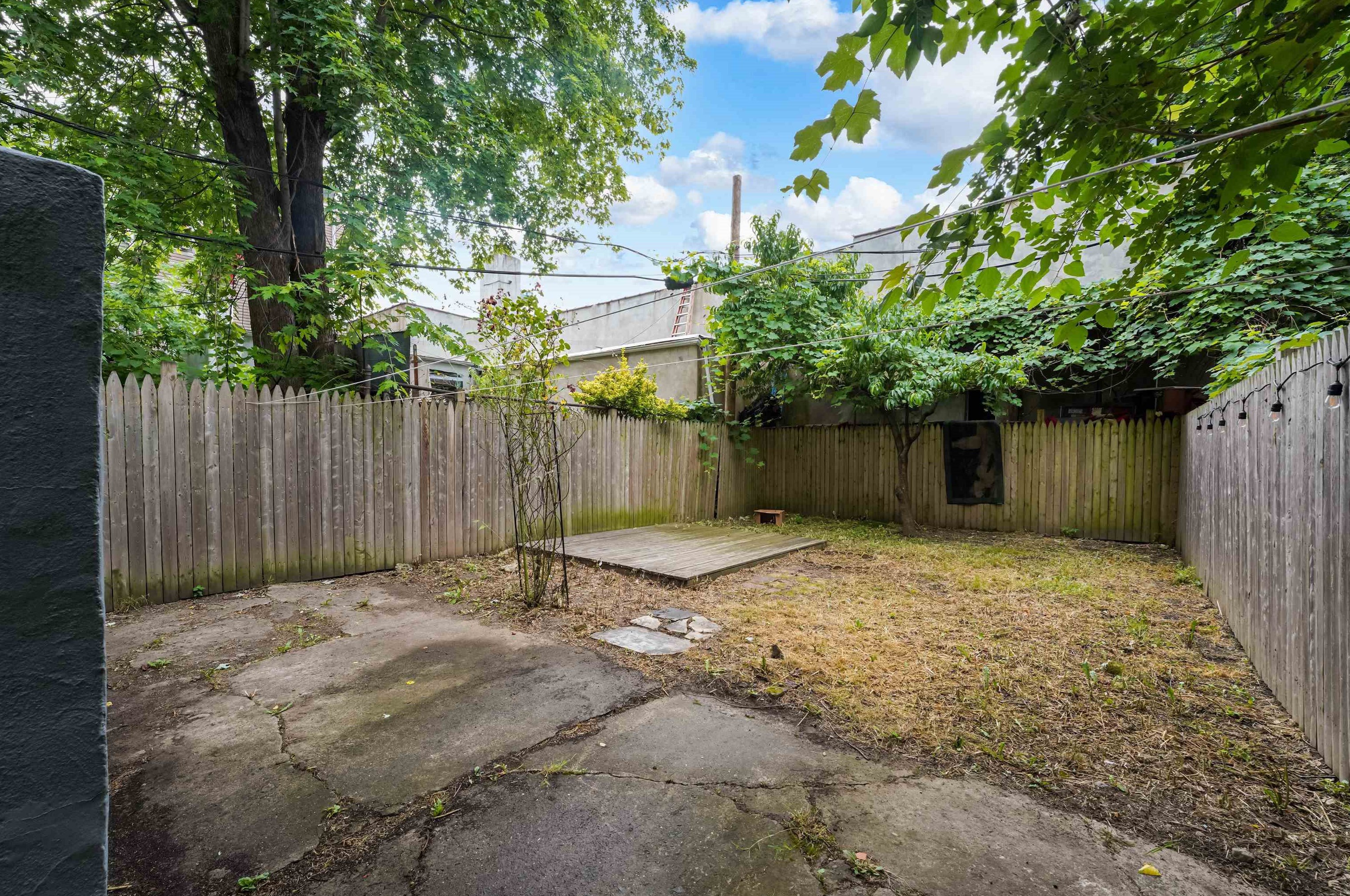 175 Duncan Ave, Jersey City NJ 07306-7002 exterior