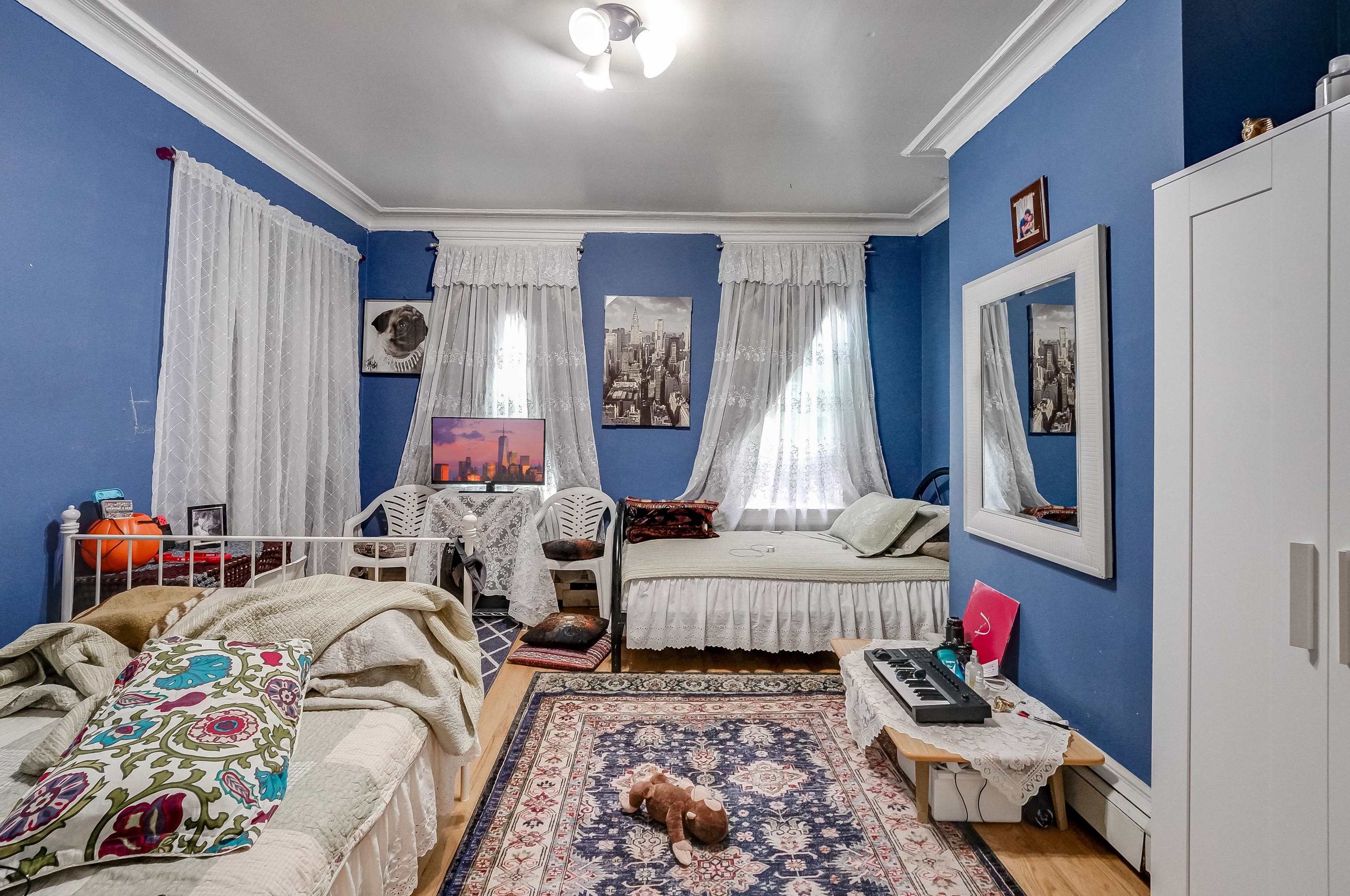 175 Duncan Ave, Jersey City NJ 07306-7002 exterior