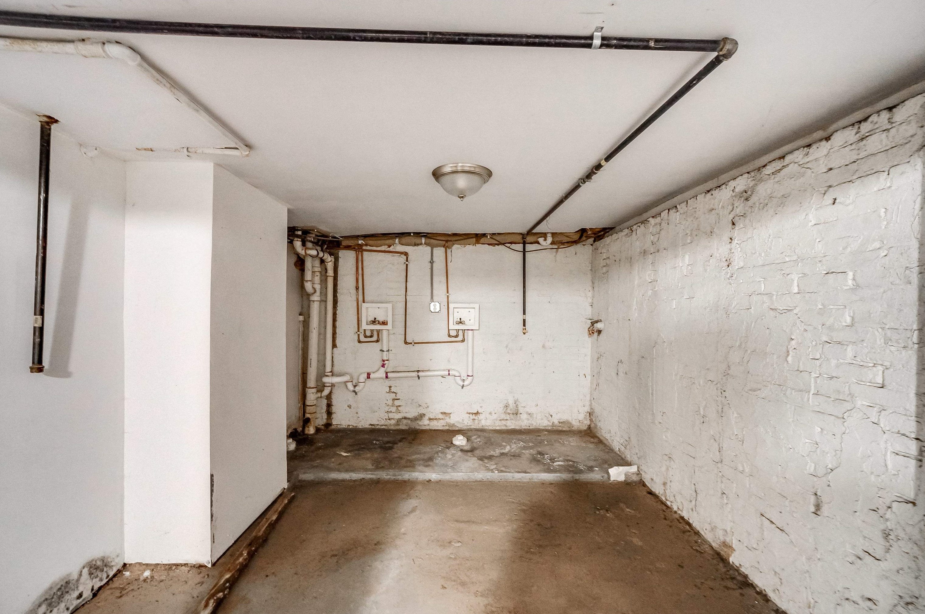 175 Duncan Ave, Jersey City NJ 07306-7002 exterior