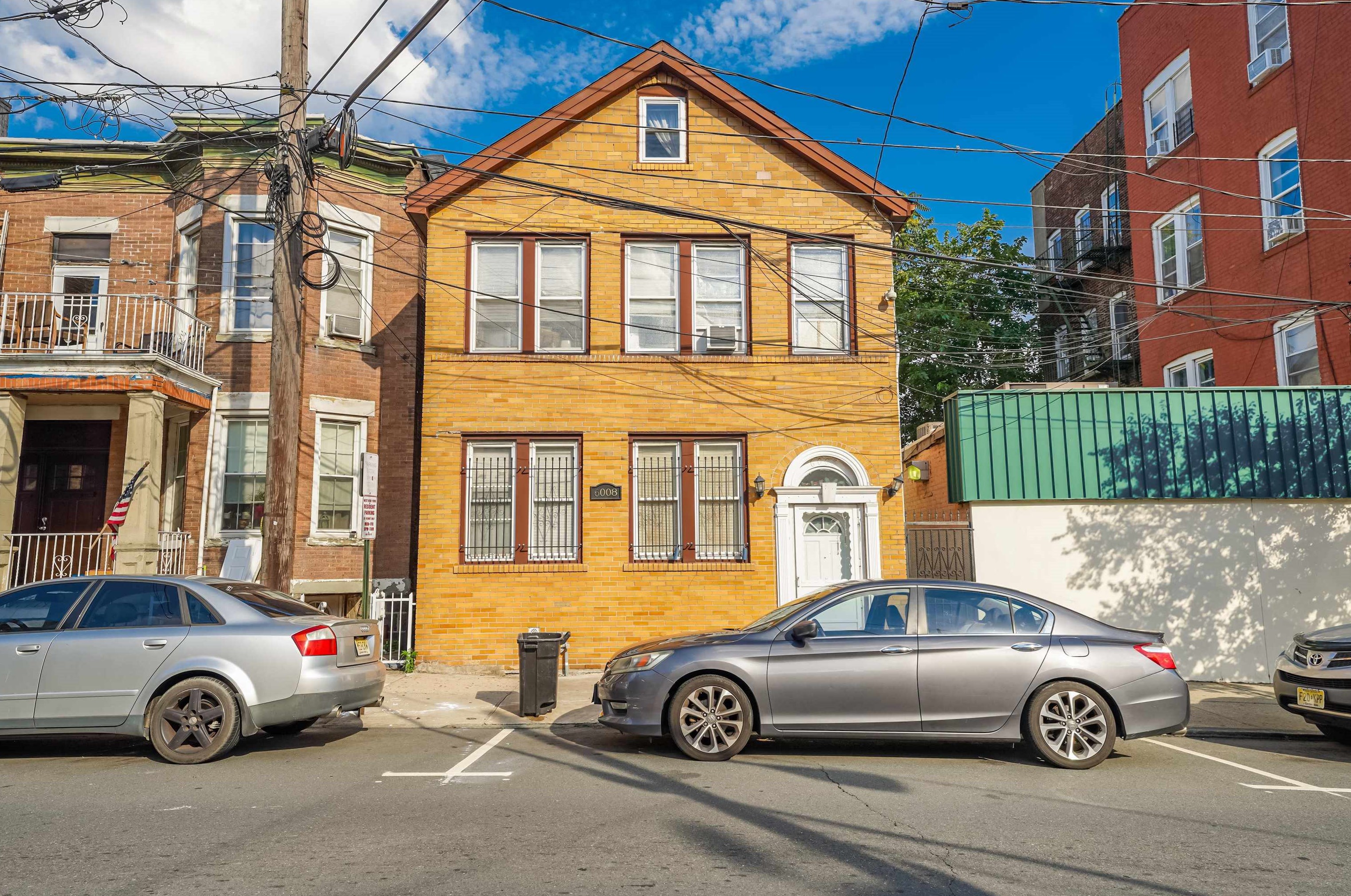 6008 Broadway, West New York NJ  07093-2808 exterior