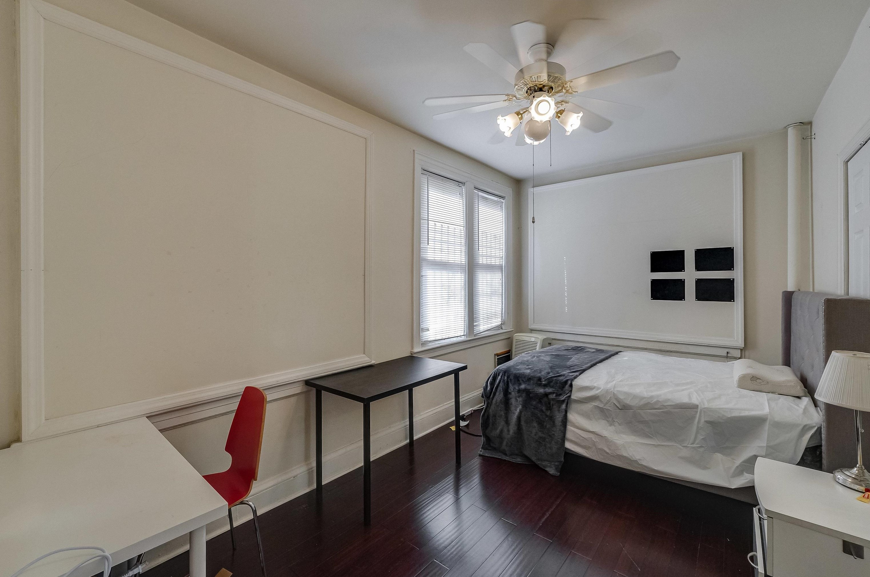 6008 Broadway, West New York NJ  07093-2808 exterior