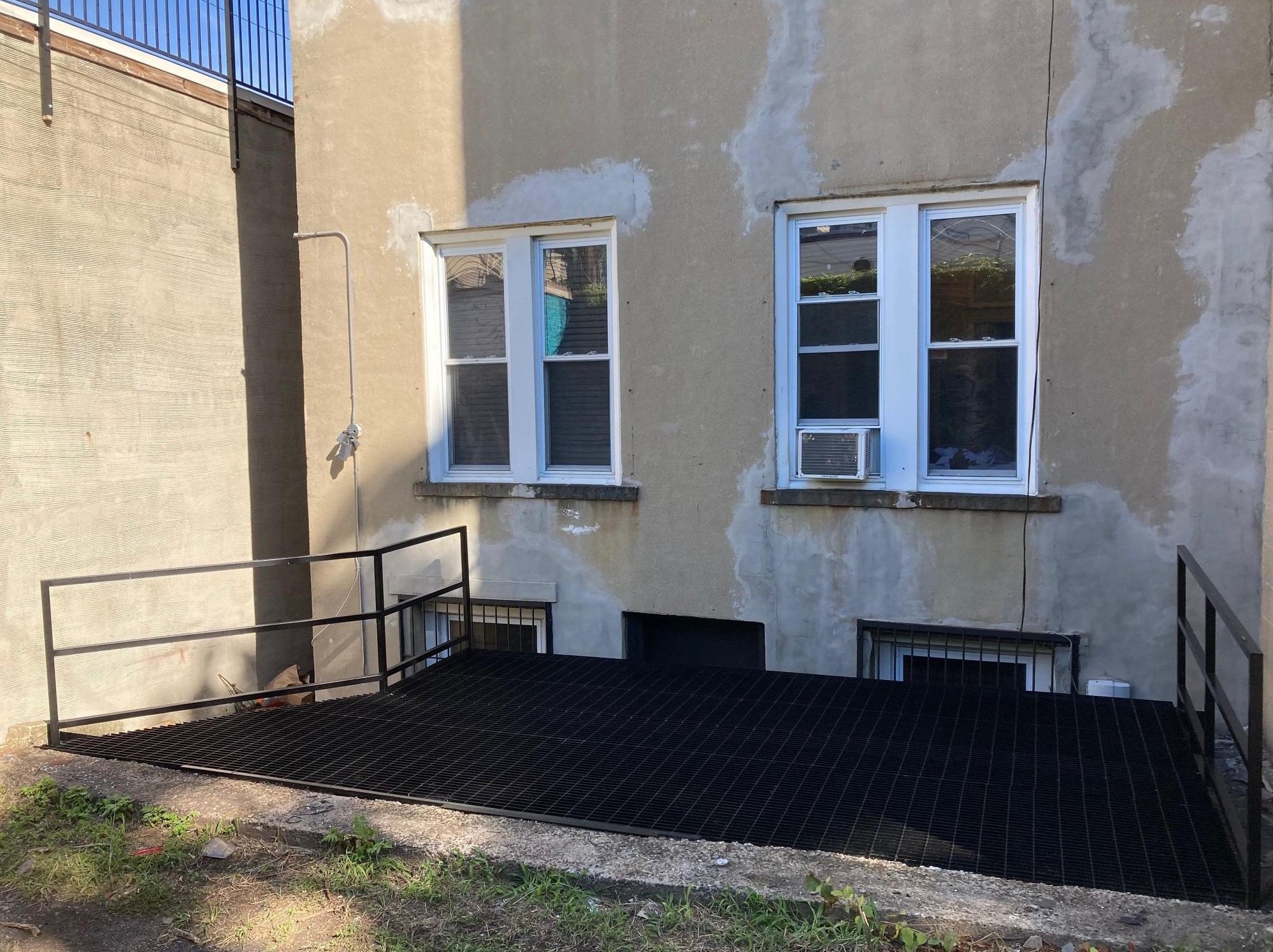 315 3rd St, Jersey City NJ  07302-2693 exterior