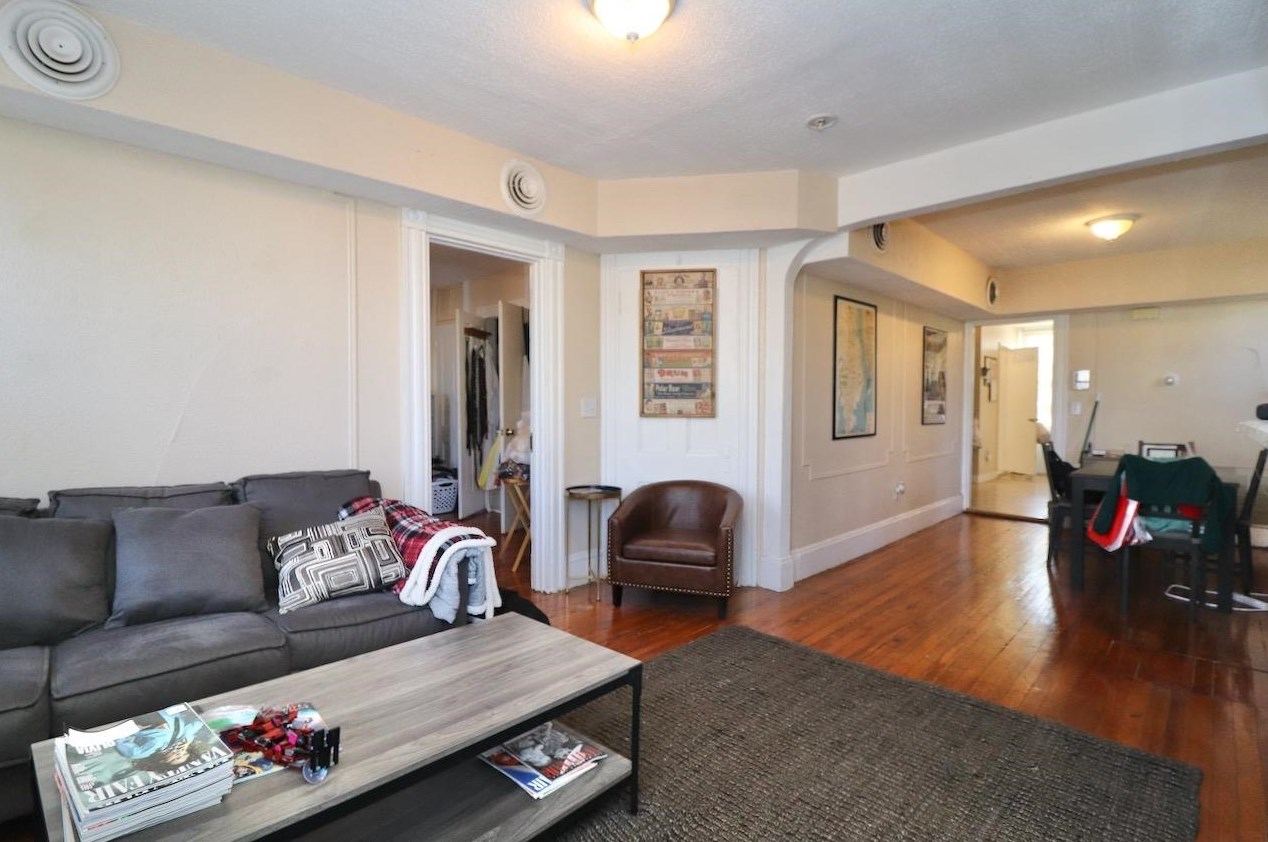 233 Brunswick St, Jersey City NJ  07302-1517 exterior