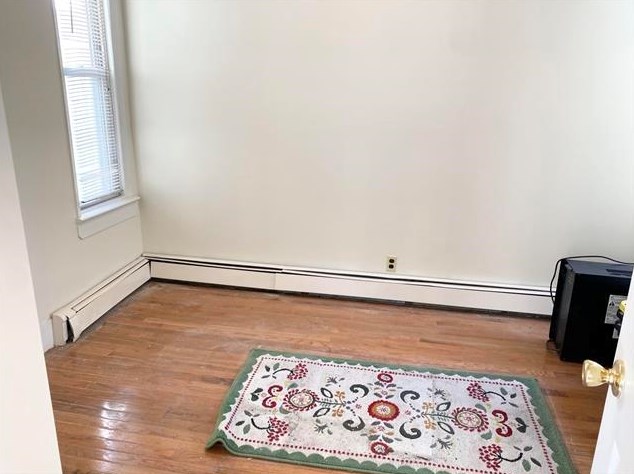 30 Gardner Ave, Jersey City NJ 07304-3013 exterior