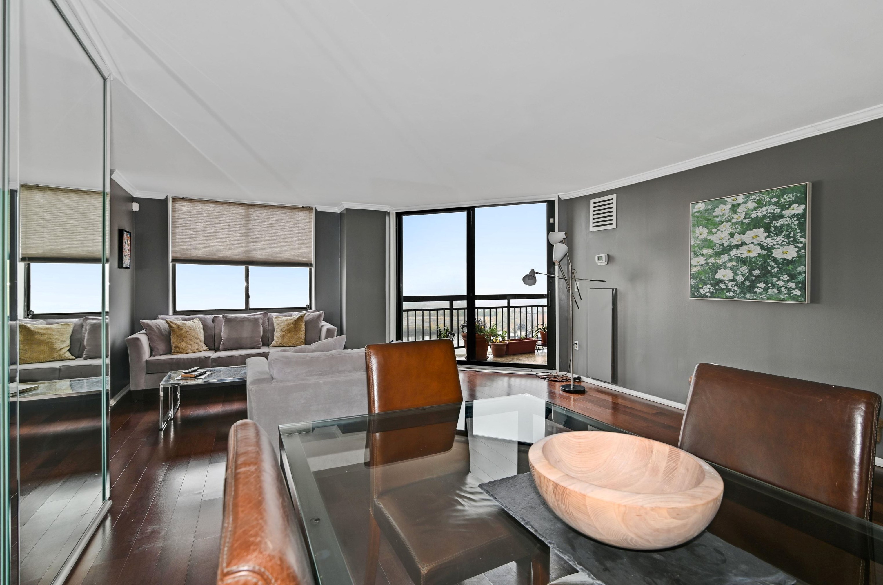 2538 Harmon Cove Tower, Secaucus NJ  07094-1761 exterior