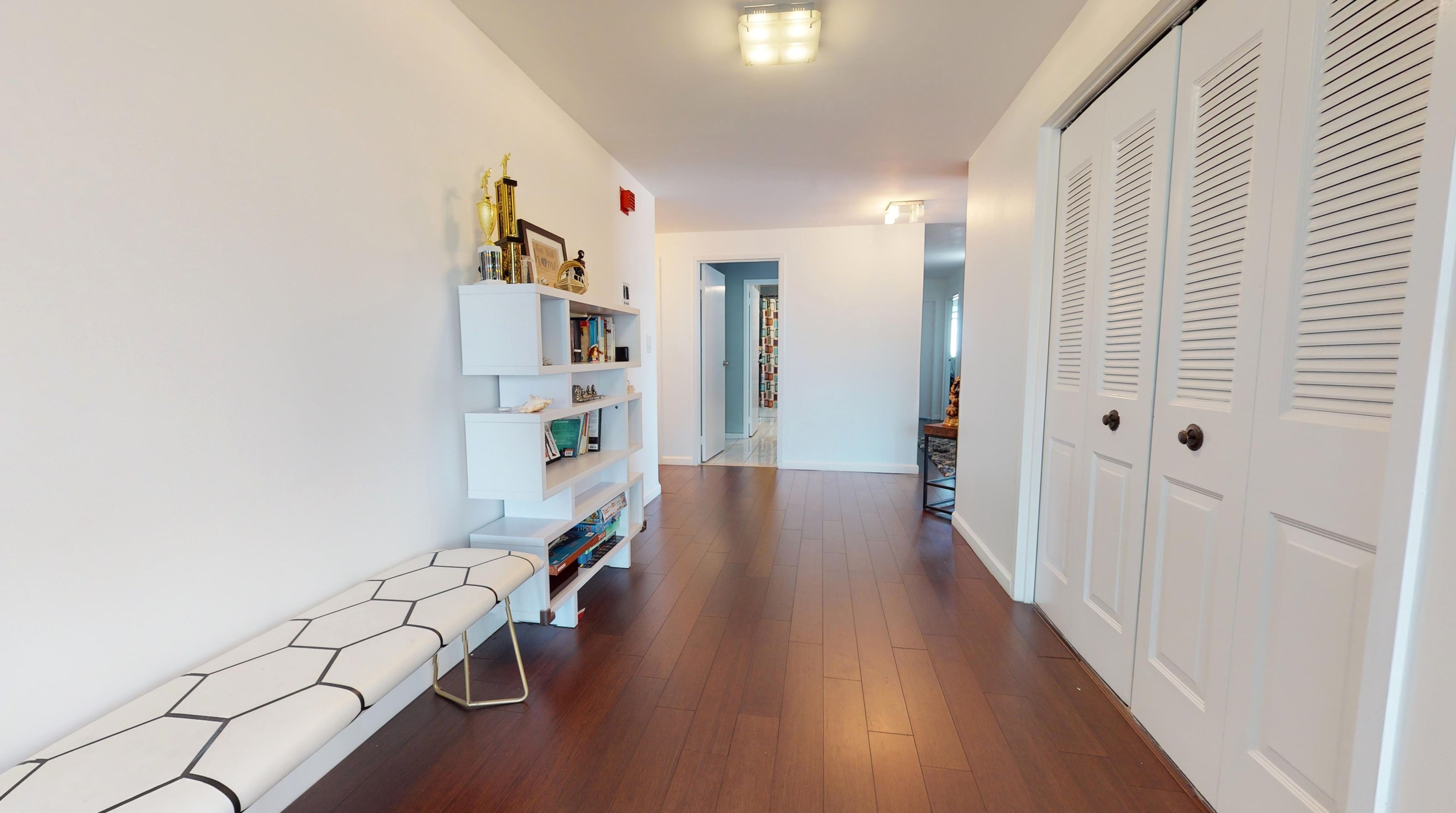 335 Harmon Cove Tower, Secaucus NJ  07094-1751 exterior
