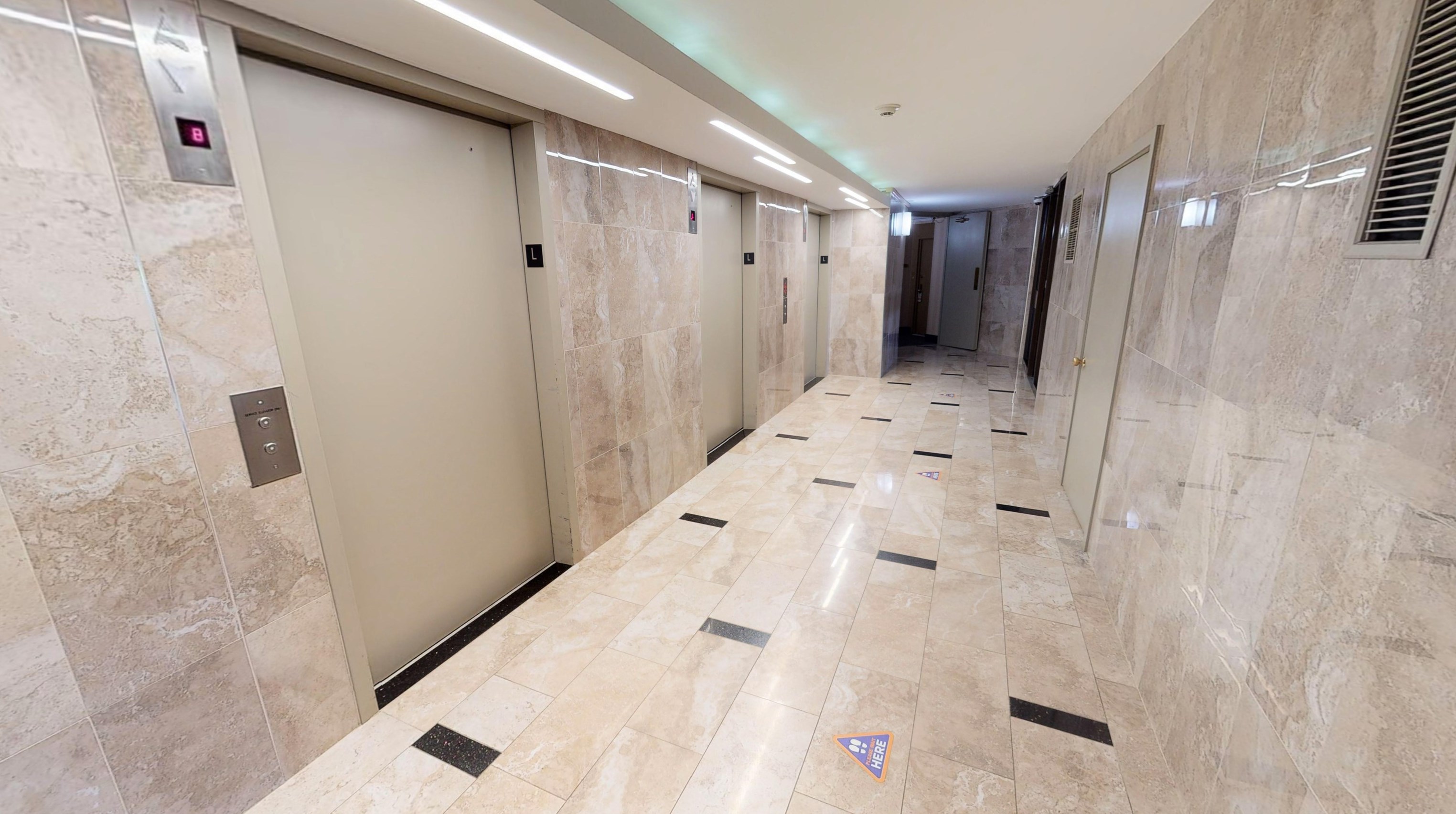 512 Harmon Cove Tower, Secaucus NJ  07094-1707 exterior