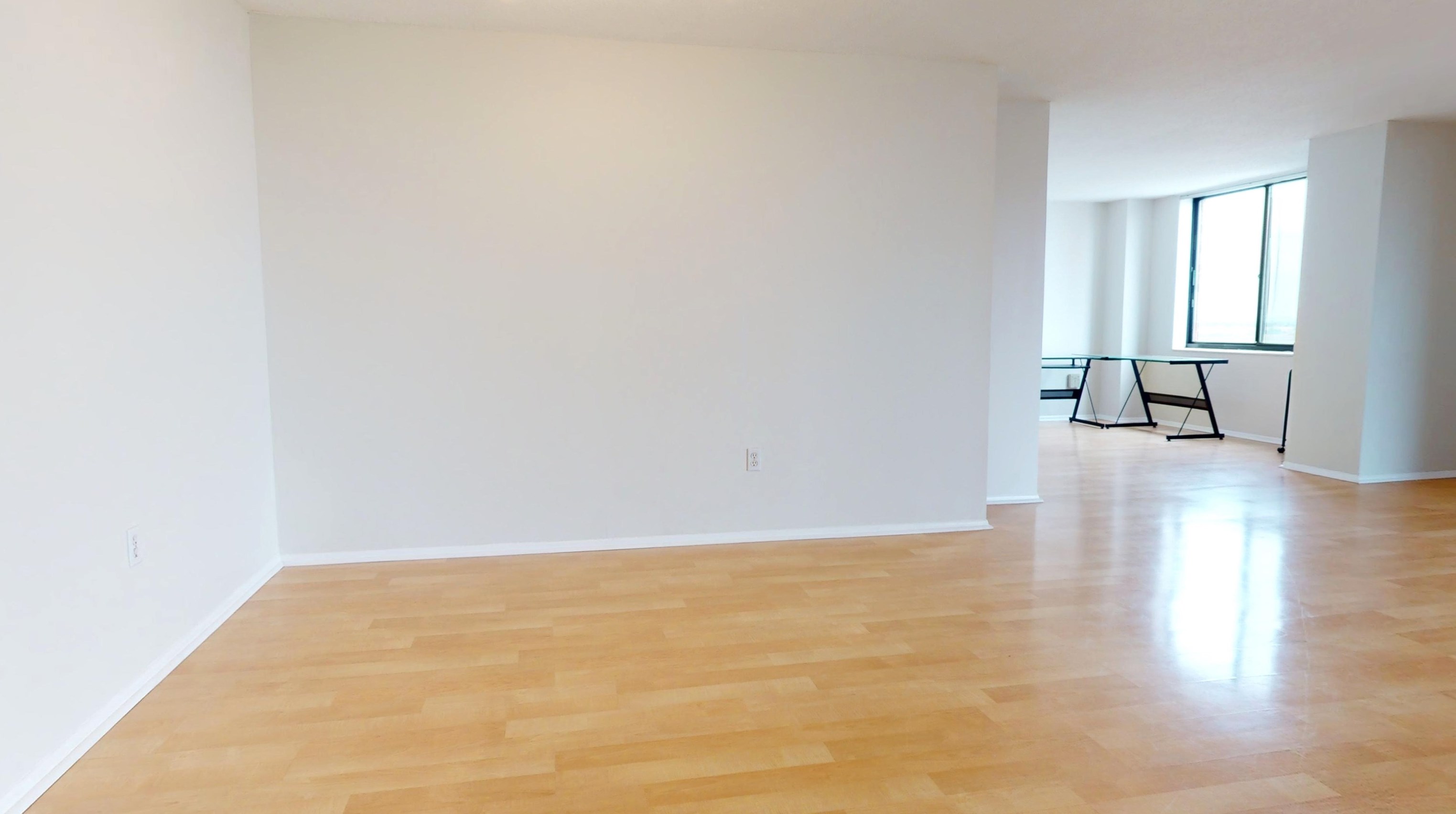 1408 Harmon Cove Tower, Secaucus NJ  07094-1701 exterior