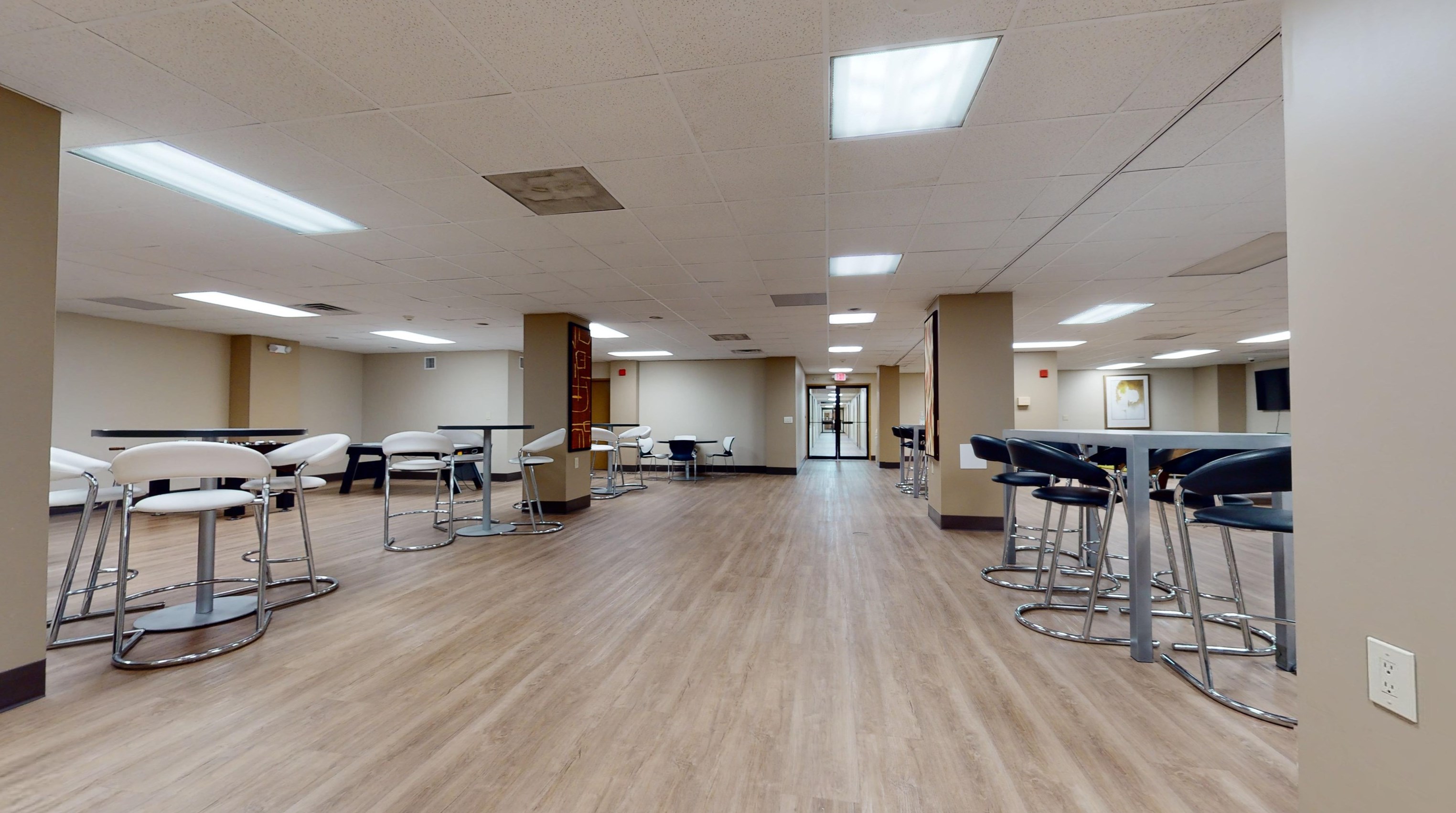 1408 Harmon Cove Tower, Secaucus NJ  07094-1701 exterior