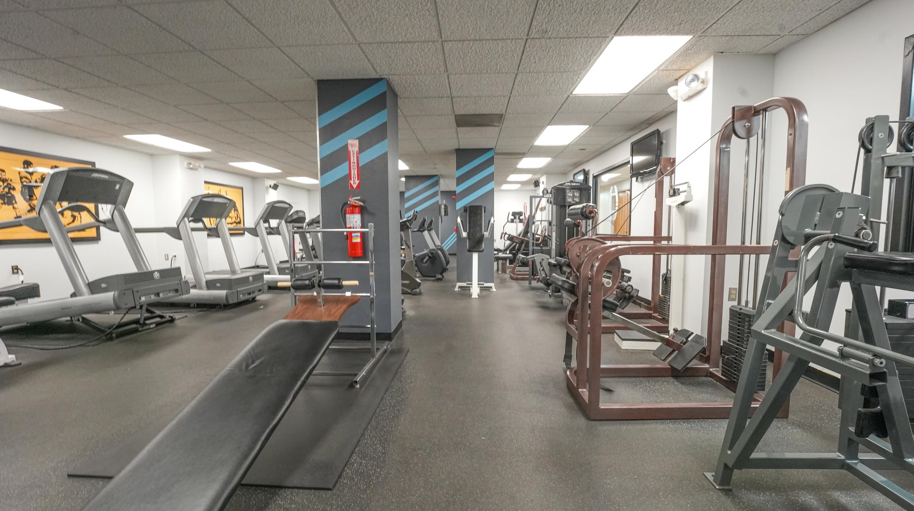 426 Harmon Cove Tower, Secaucus NJ  07094-1731 exterior