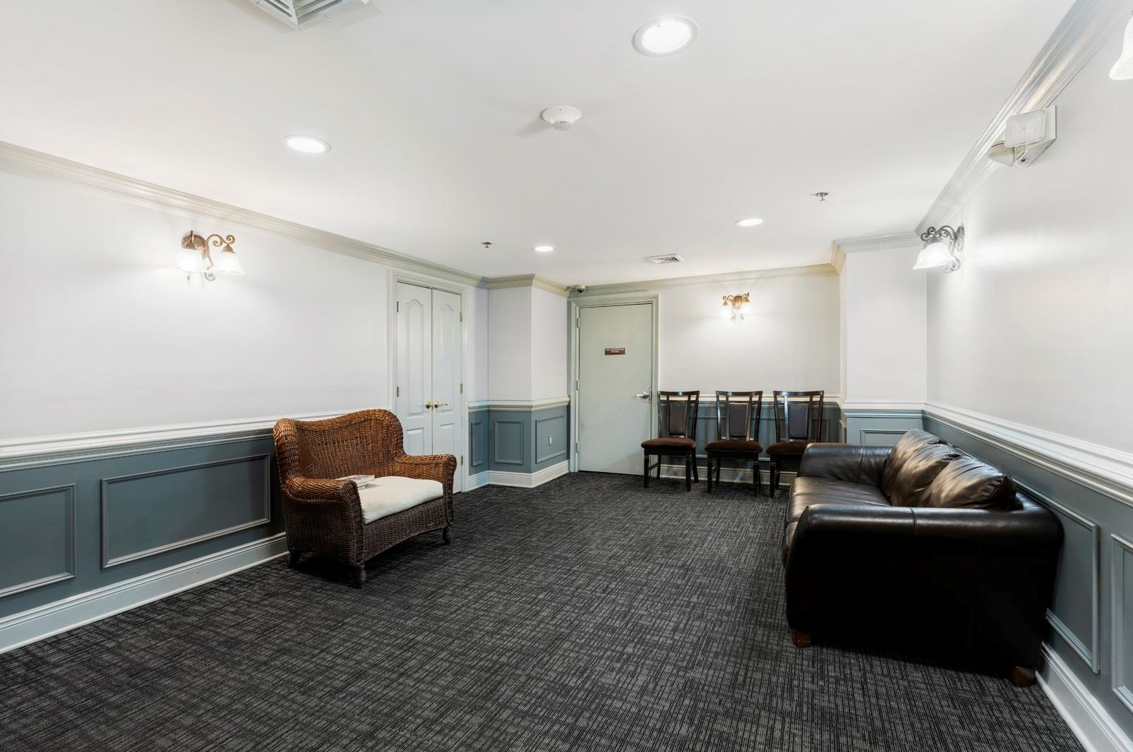 318 54th St, West New York NJ  07093-6865 exterior