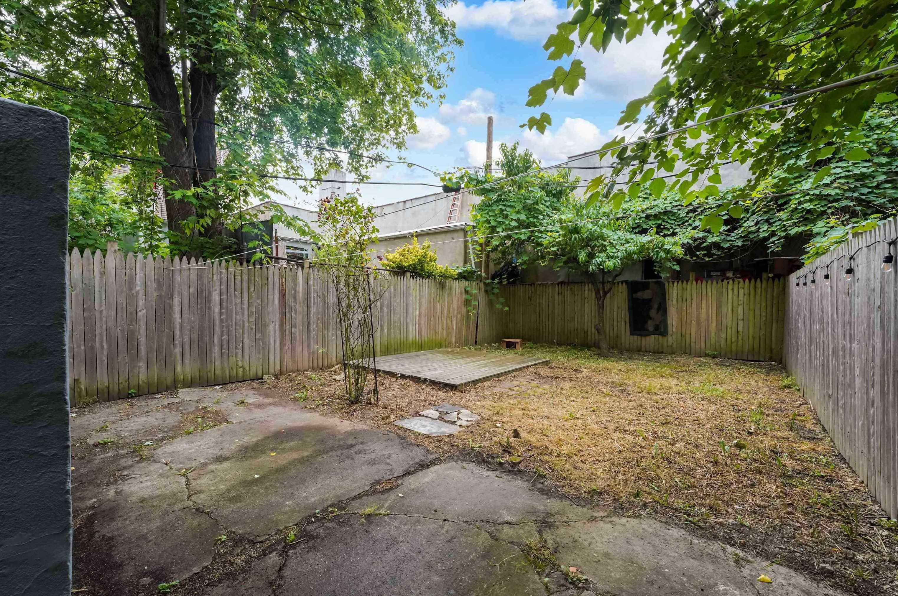 175 Duncan Ave, Jersey City NJ 07306-7002 exterior