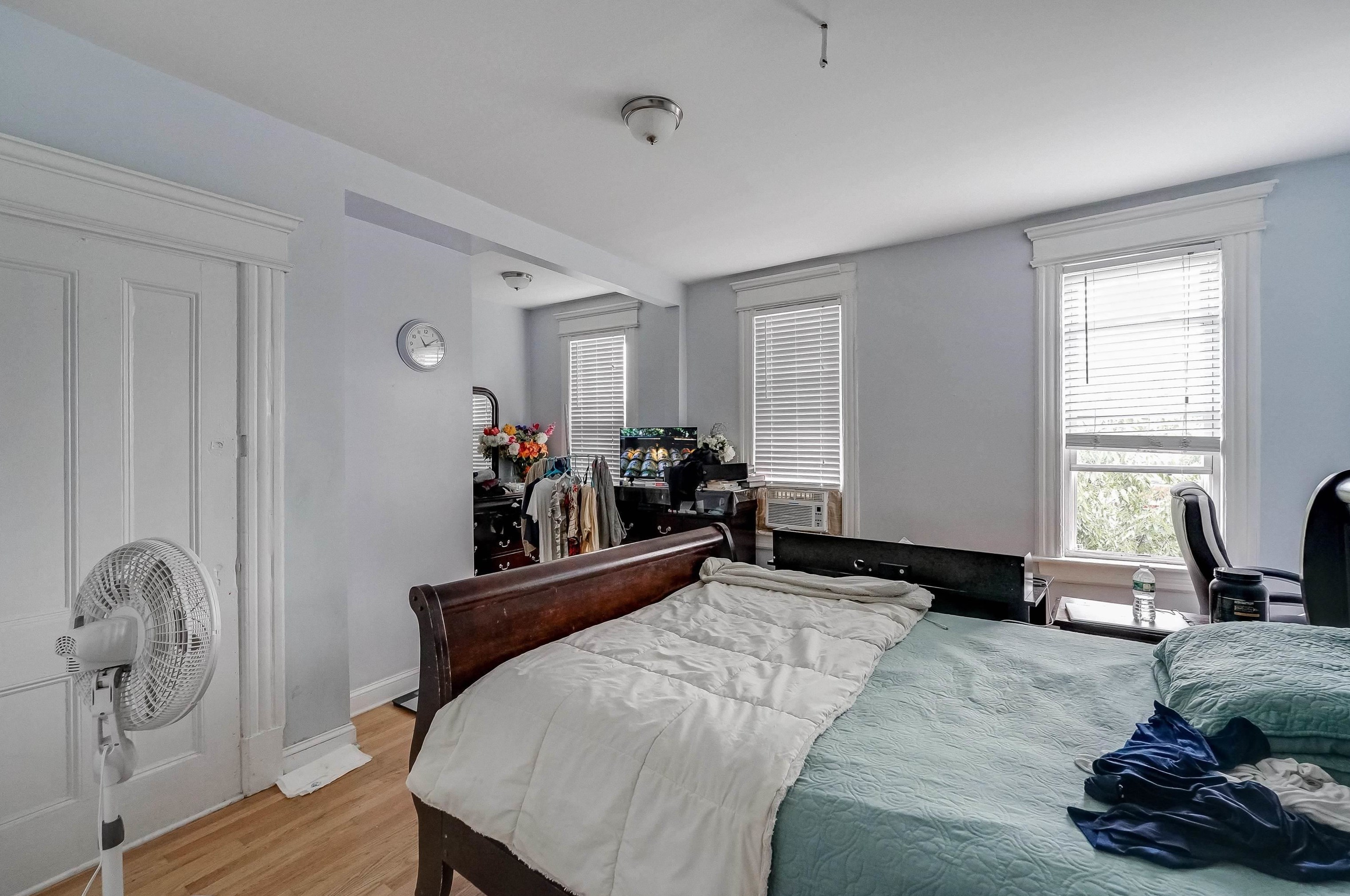 175 Duncan Ave, Jersey City NJ 07306-7002 exterior