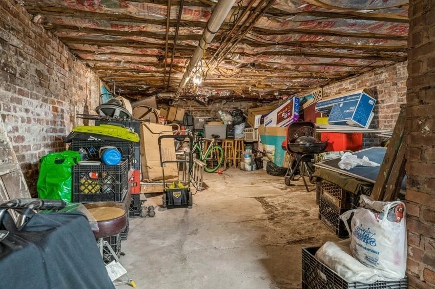 170 Fulton Ave, Jersey City NJ 07305-1404 exterior