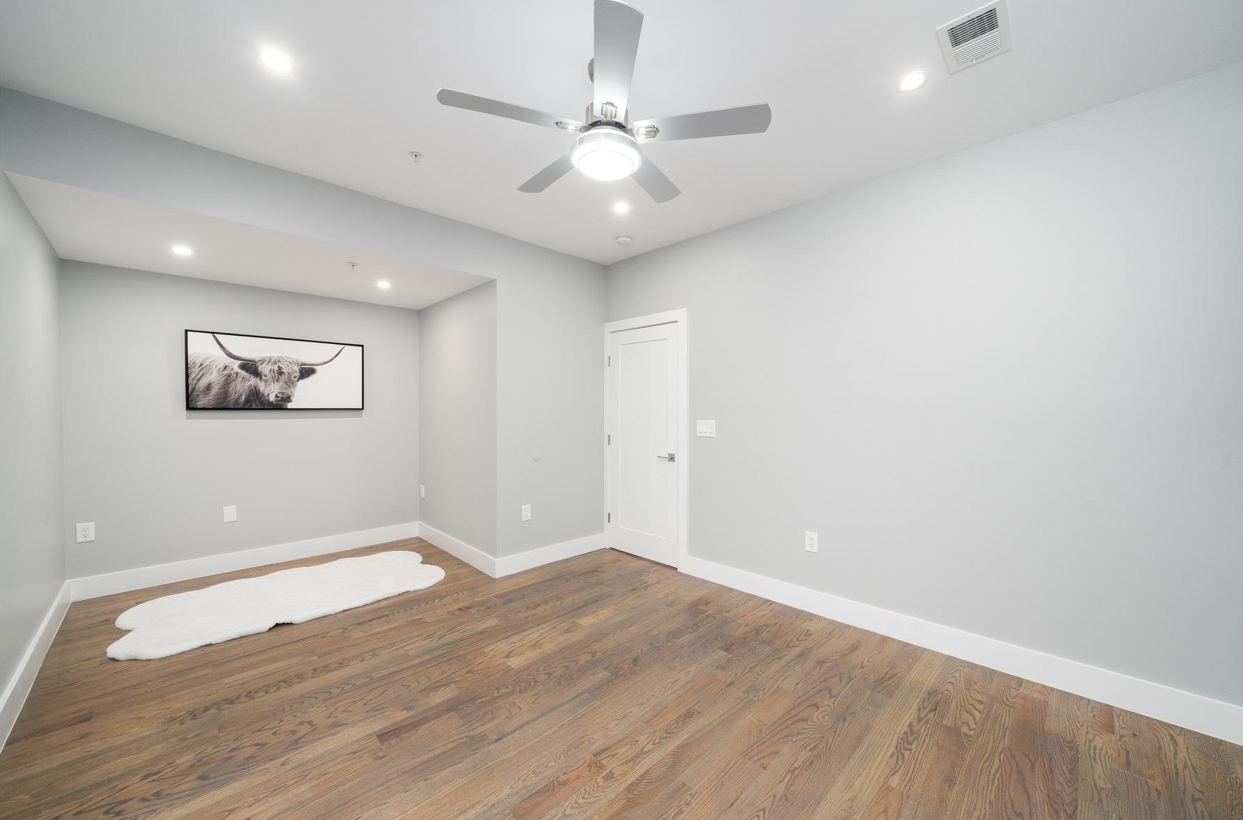 195 Liberty Ave, Jersey City NJ 07306-4919 exterior